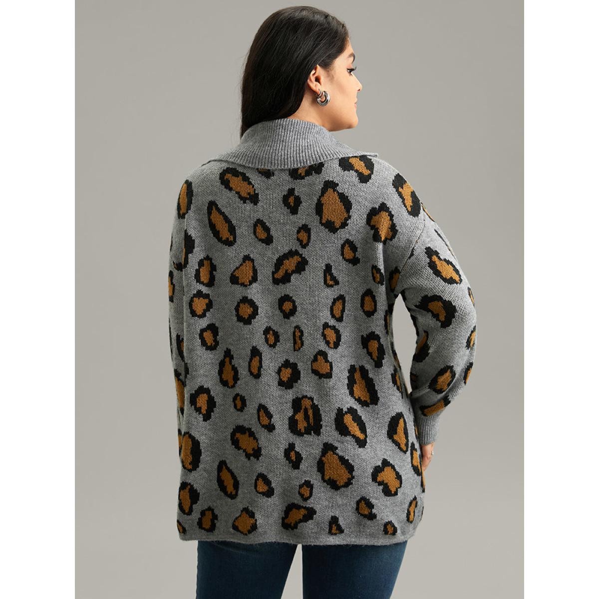 Plus Size Anti-Pilling Leopard PrintLapel Collar Button Detail Pullover Gray Women Casual Loose Long Sleeve Lapel Collar Dailywear Pullovers BloomChic 14-16/1X Product Image