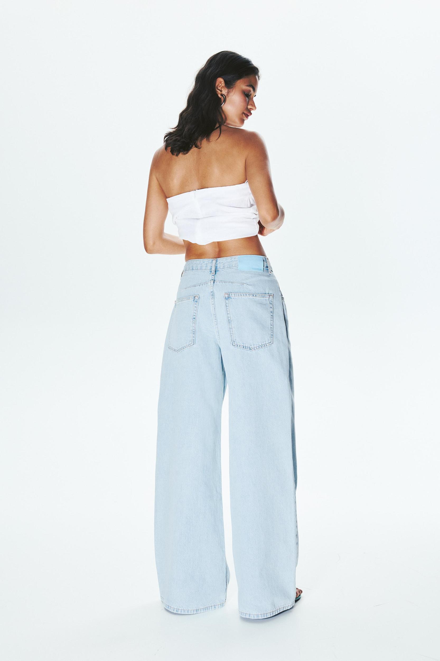 Wide-leg jeans with darts Product Image