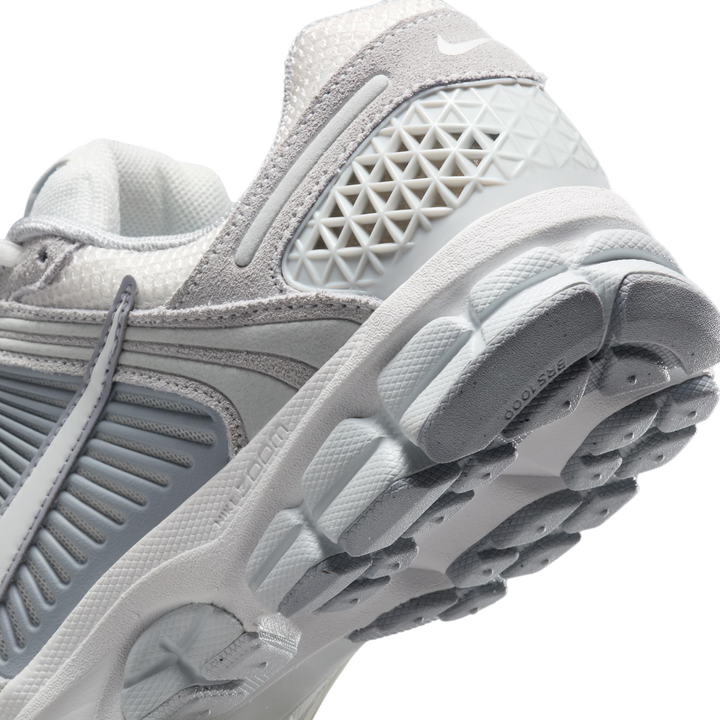Nike Womens Zoom Vomero 5 Shoes with Reflective Accents | HQ0458-001 Product Image