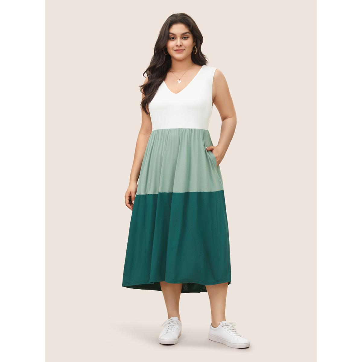 Plus Size Colorblock Contrast Sleeveless Pocket Ruffle Hem Tank Dress Cyan Women Casual Non V-neck Sleeveless Curvy Midi Dress BloomChic 10/M Product Image
