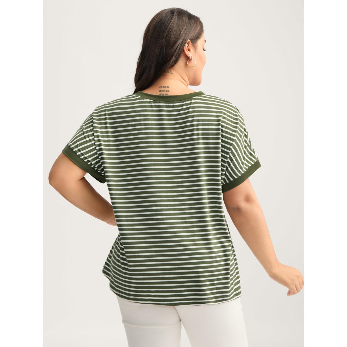 Plus Size Stripe Color Contrast Pockets T-Shirt ArmyGreen Women Contrast V-neck Everyday-Casual T-shirts BloomChic 22-24/3X Product Image