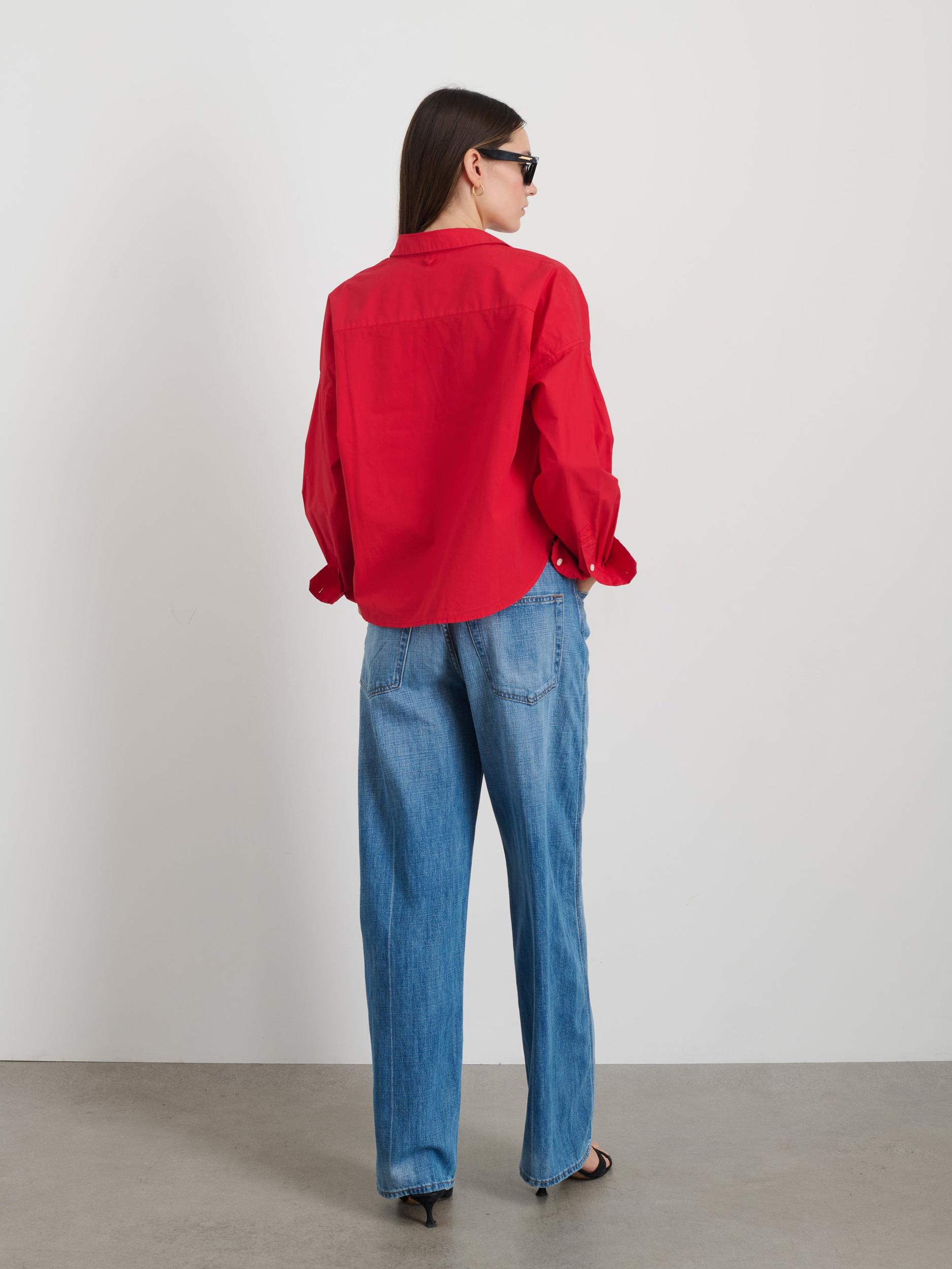 Cropped Jo Shirt in Cotton Poplin Product Image
