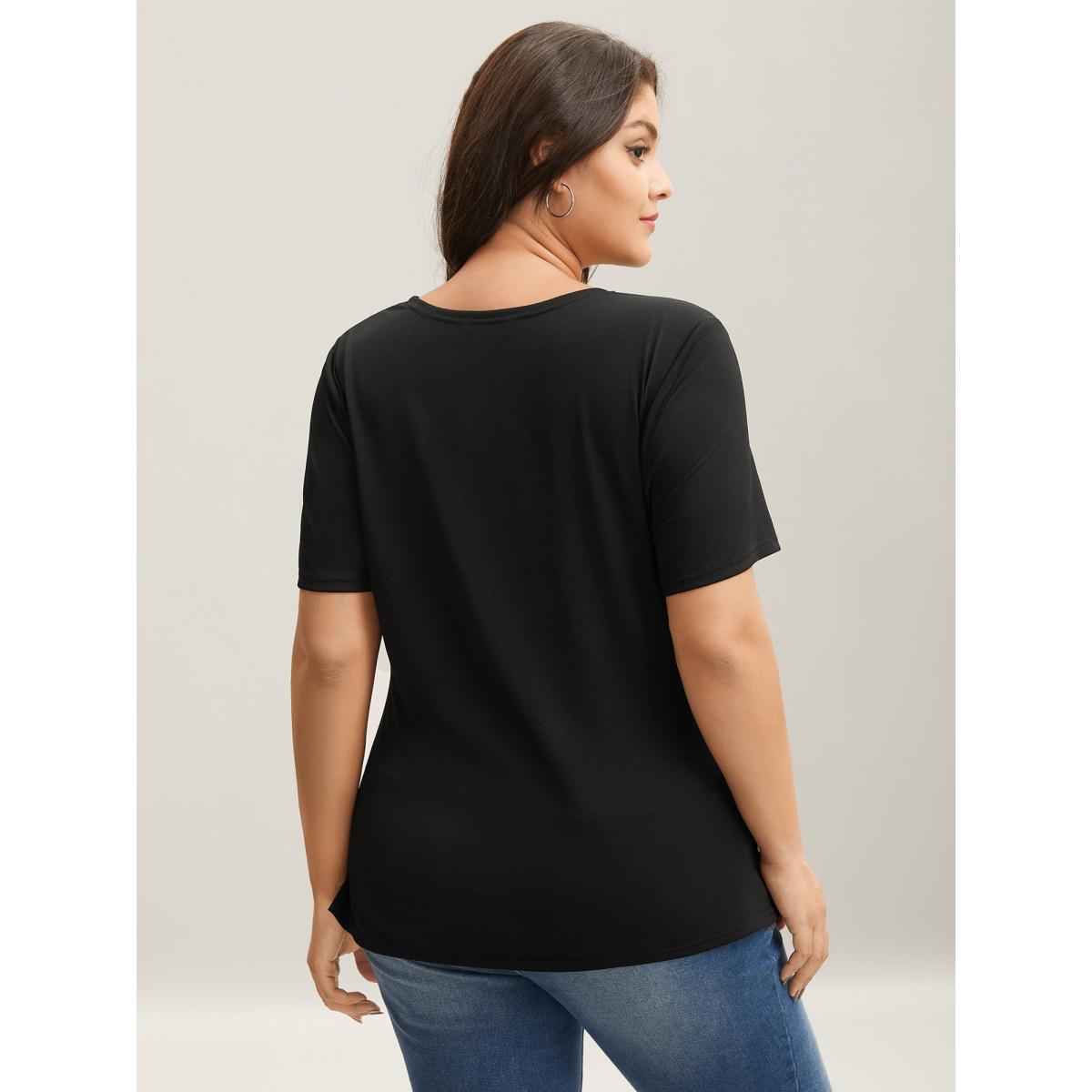 Plus Size Asymmetrical Neckline Curved Hem Plain T-Shirt Black Women Leisure Gathered Asymmetrical Neck Bodycon Casual T-shirts BloomChic 28/5X Product Image