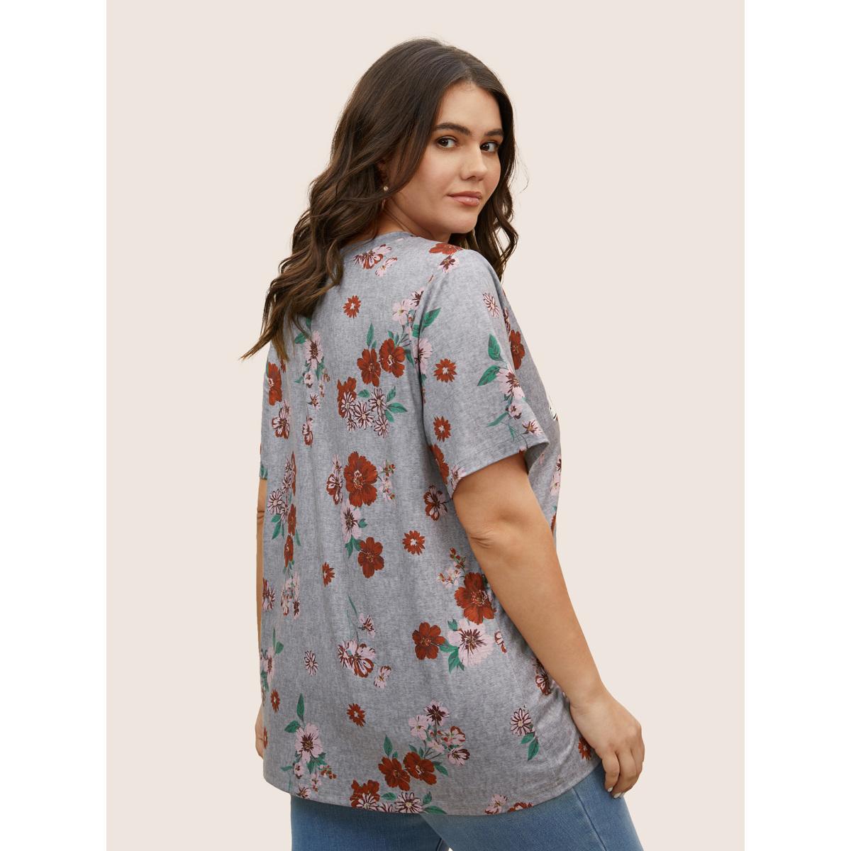 Plus Size Natural Flowers & Letter Print Crew Neck T-shirt Mediumgray Women Casual Contrast Natural Flowers Round Neck Everyday T-shirts BloomChic 14-16/1X Product Image
