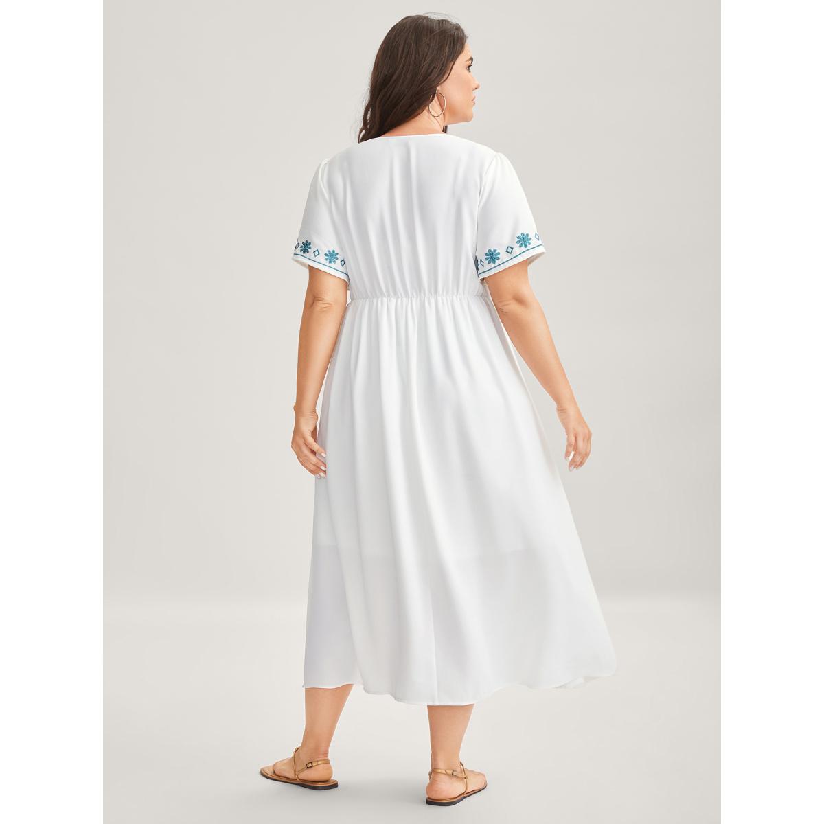 Plus Size Floral Embroidery Pockets Midi Dress WhiteSmoke Women V-neck Cap Sleeve Curvy BloomChic 12/L Product Image