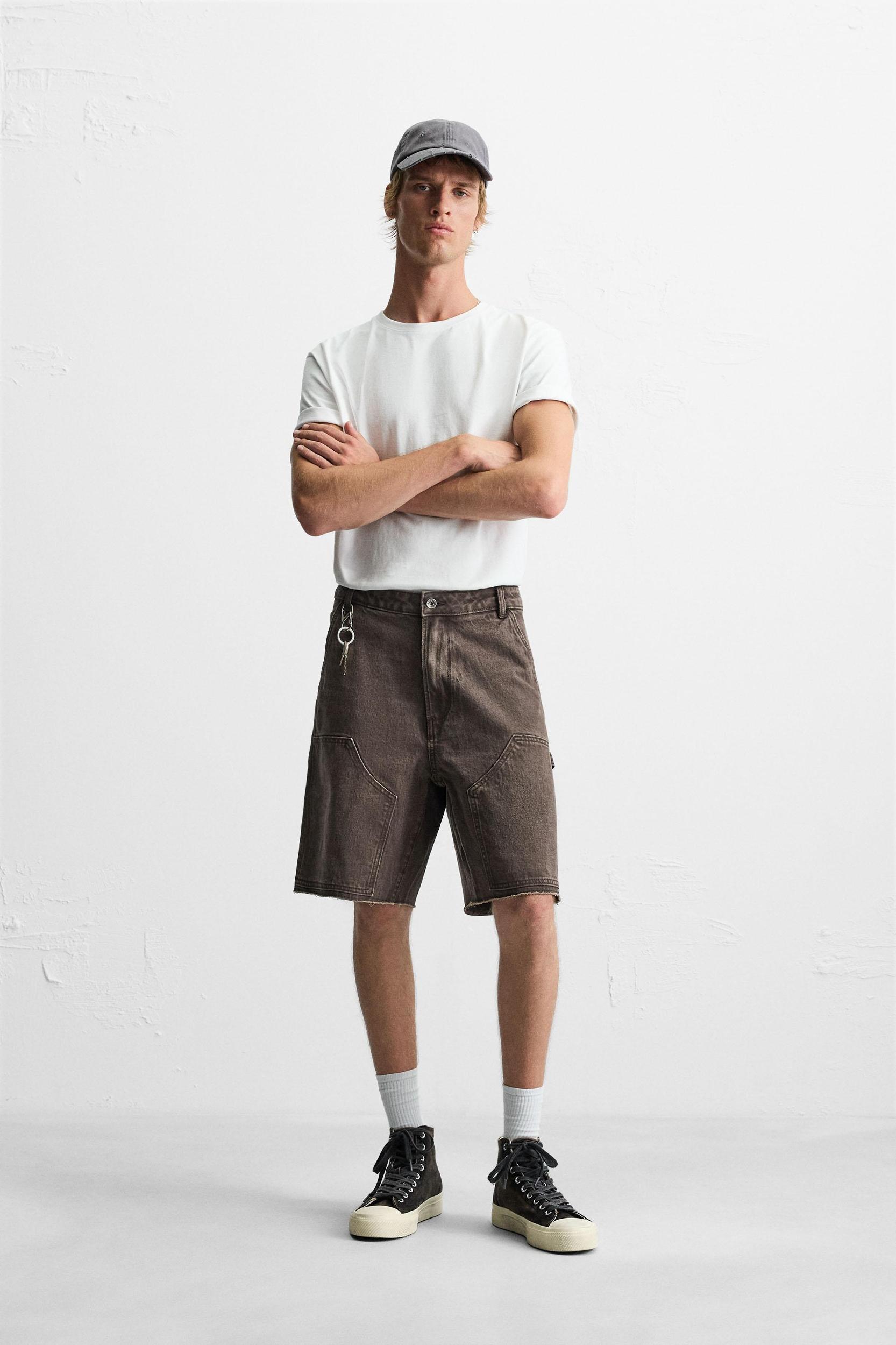 CARPENTER POCKET BERMUDA SHORTS Product Image
