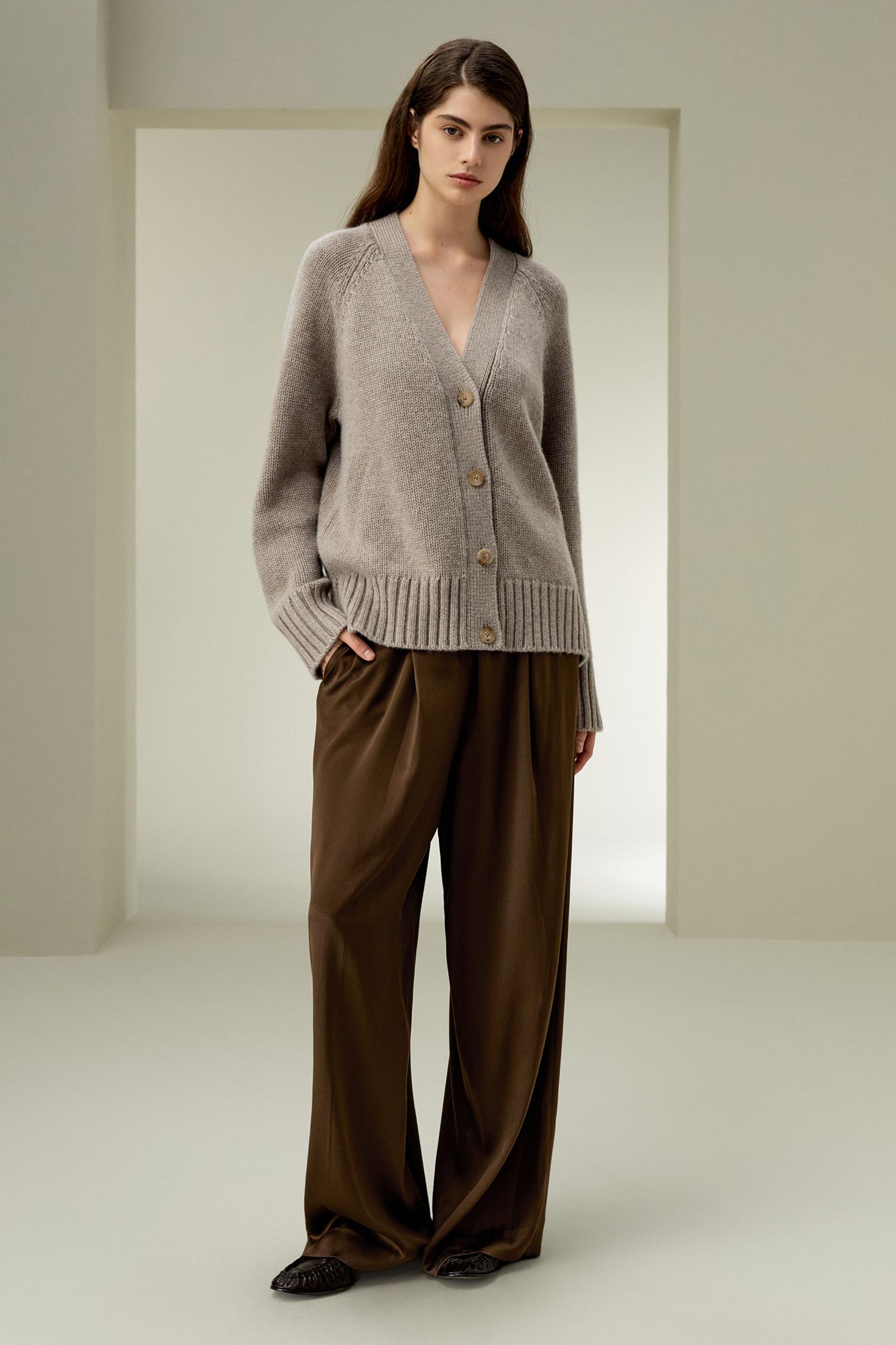 Chunky Knit Wool Cashmere Blend Cardigan Product Image