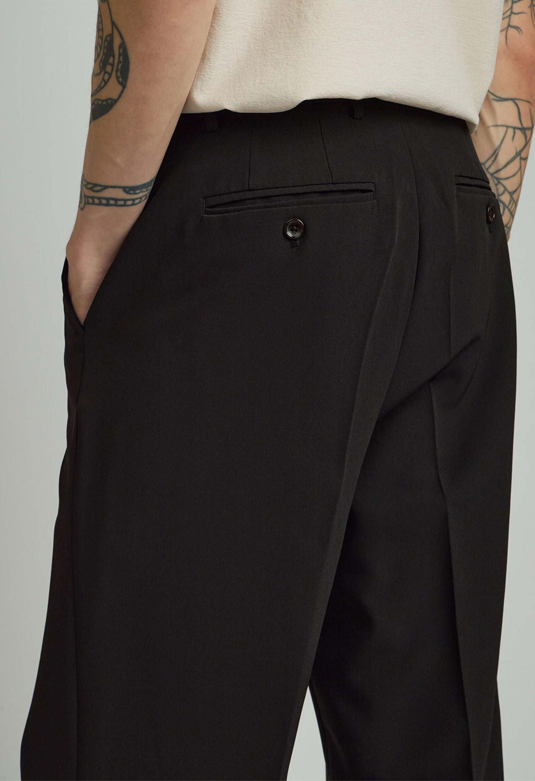 Mens Cole Wrinkle Free Trouser in Black Product Image