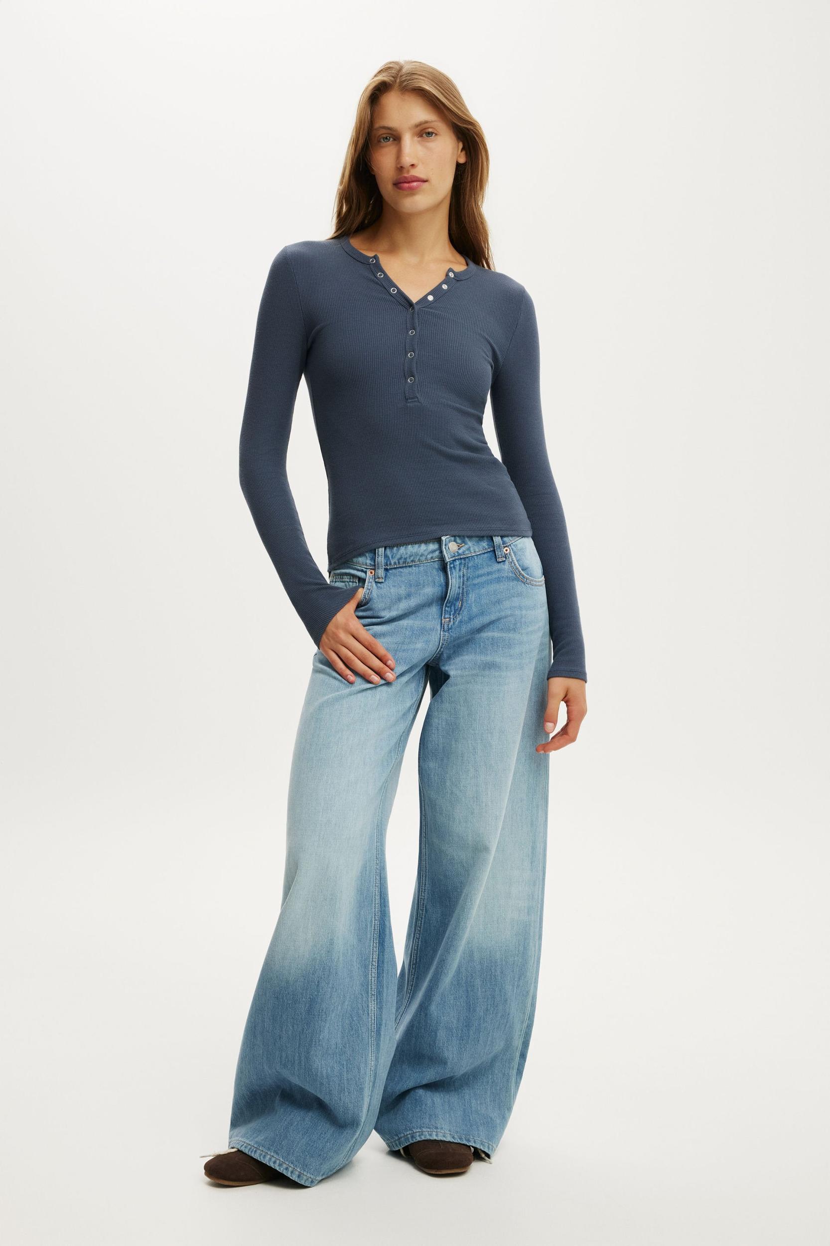 Blake Henley Long Sleeve Product Image