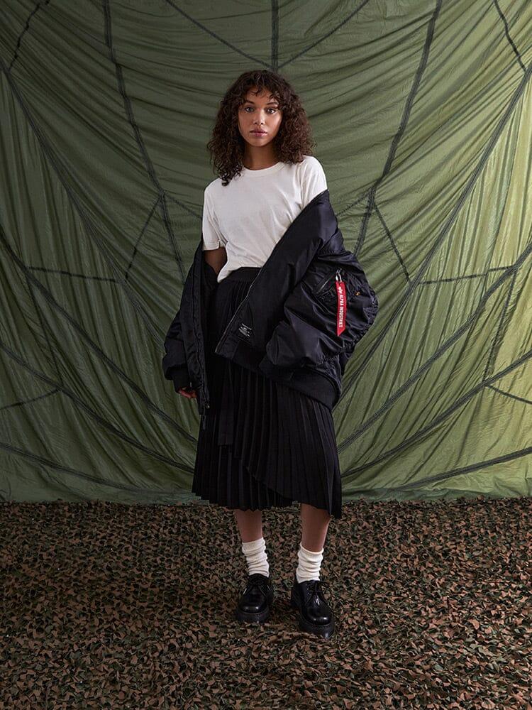 WOMEN'S OVERSIZED MA-1 MOD BOMBER JACKET - BLACK / L Product Image