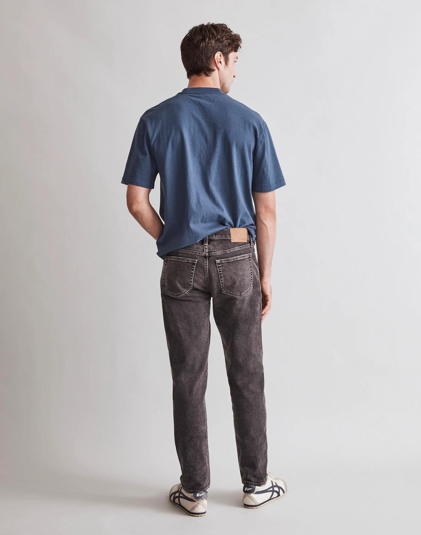 Relaxed Taper Jeans Product Image
