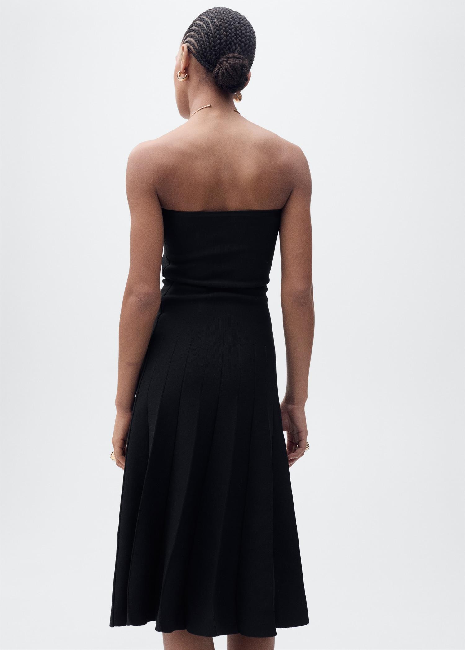 Strapless flared knitted dress - Women | MANGO USA Product Image