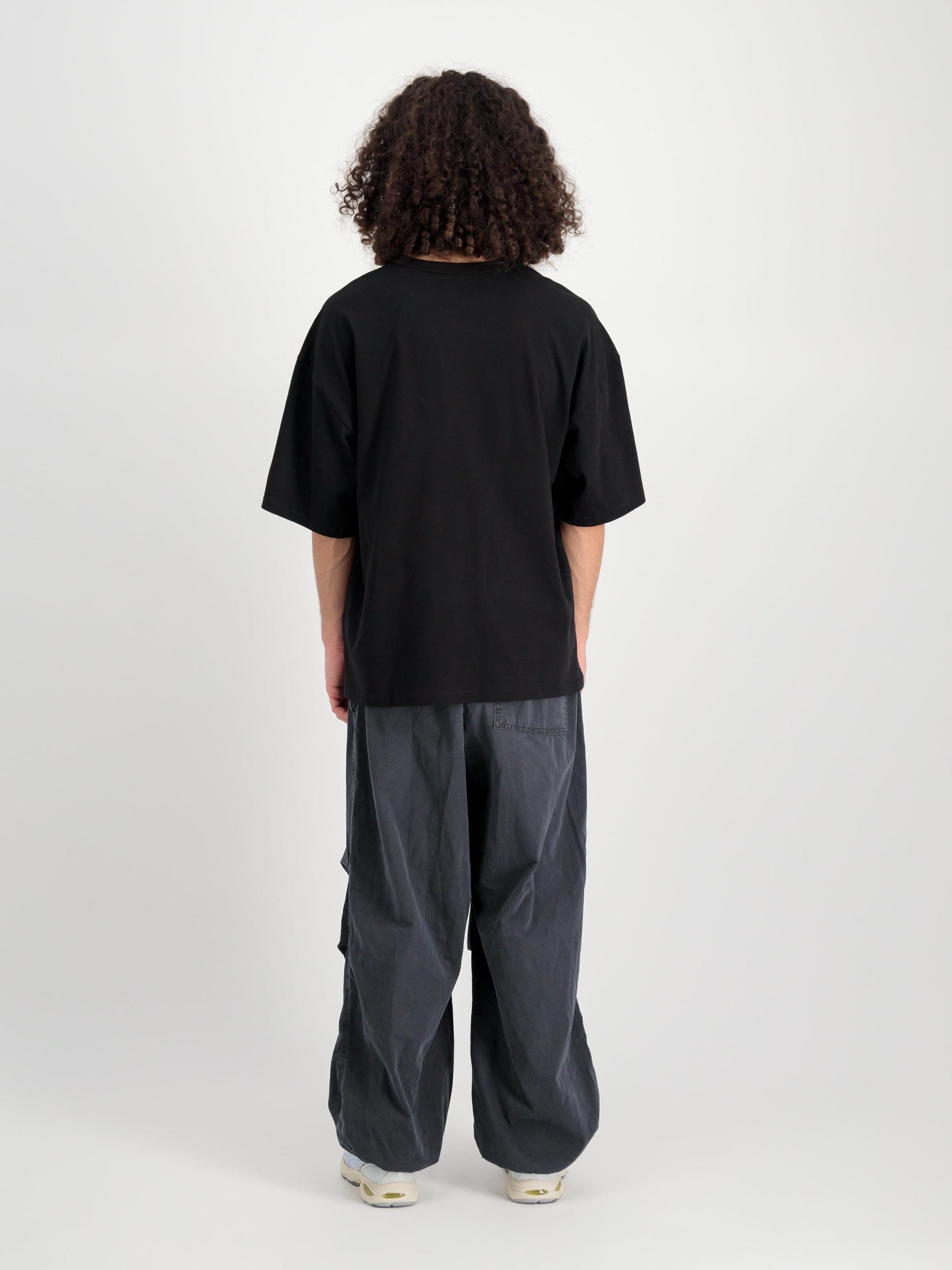 ALPHA ESSENTIAL RELAXED TEE Male Product Image