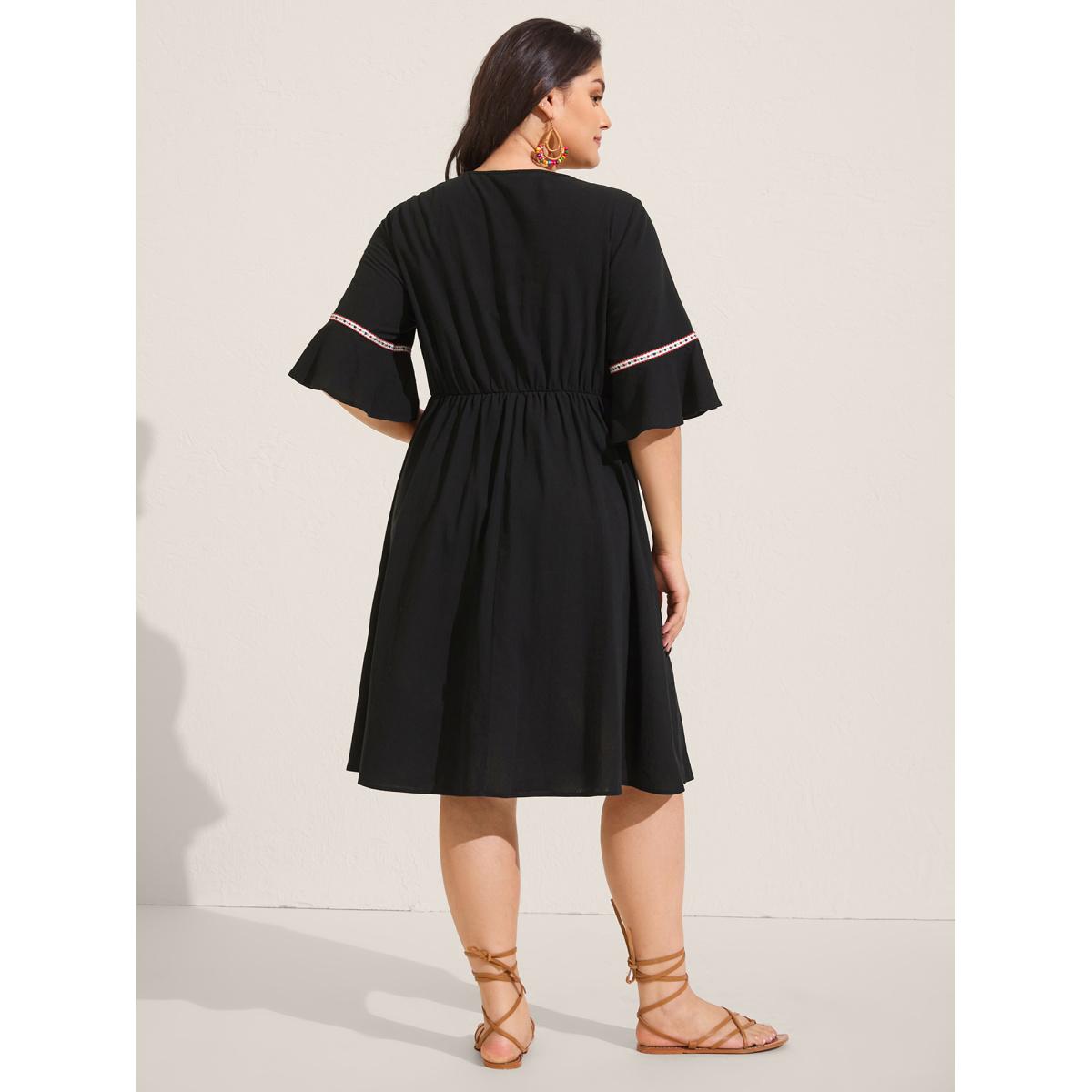 Plus Size Pure Cotton Embroidered Pockets Midi Dress Black Women V-neck Half Sleeve Curvy BloomChic 18-20/2X Product Image