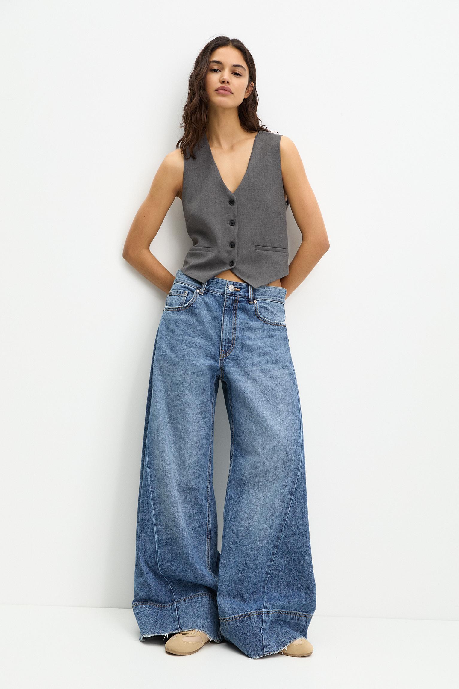 Button-up suit vest Product Image