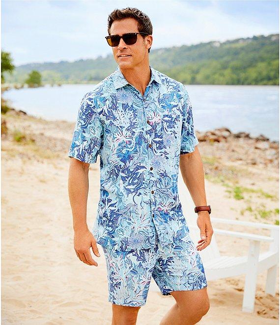 Caribbean Retro Coral Print Short Sleeve Woven Shirt Product Image