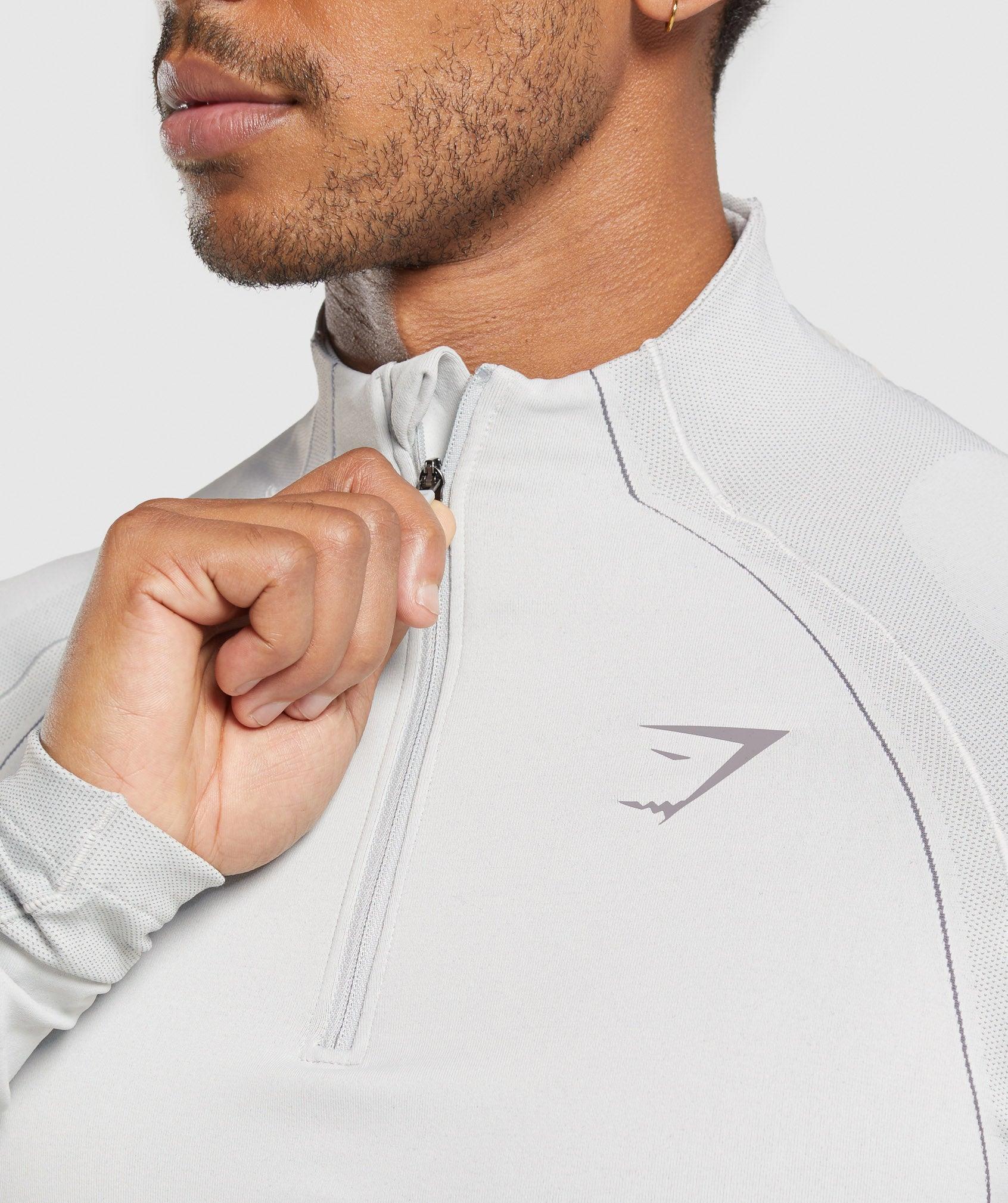 Gymshark Apex Seamless 1/4 Zip - Light Grey/Medium Grey Male Product Image