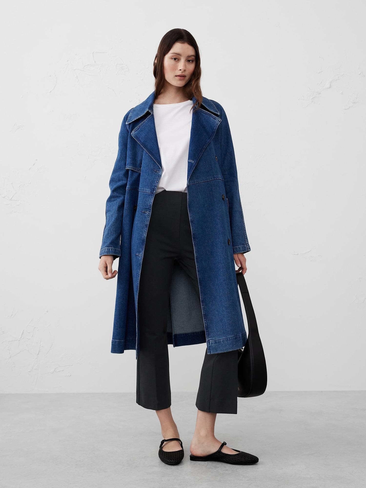 Bootcut Cropped Ponte Pull-On Pant Product Image