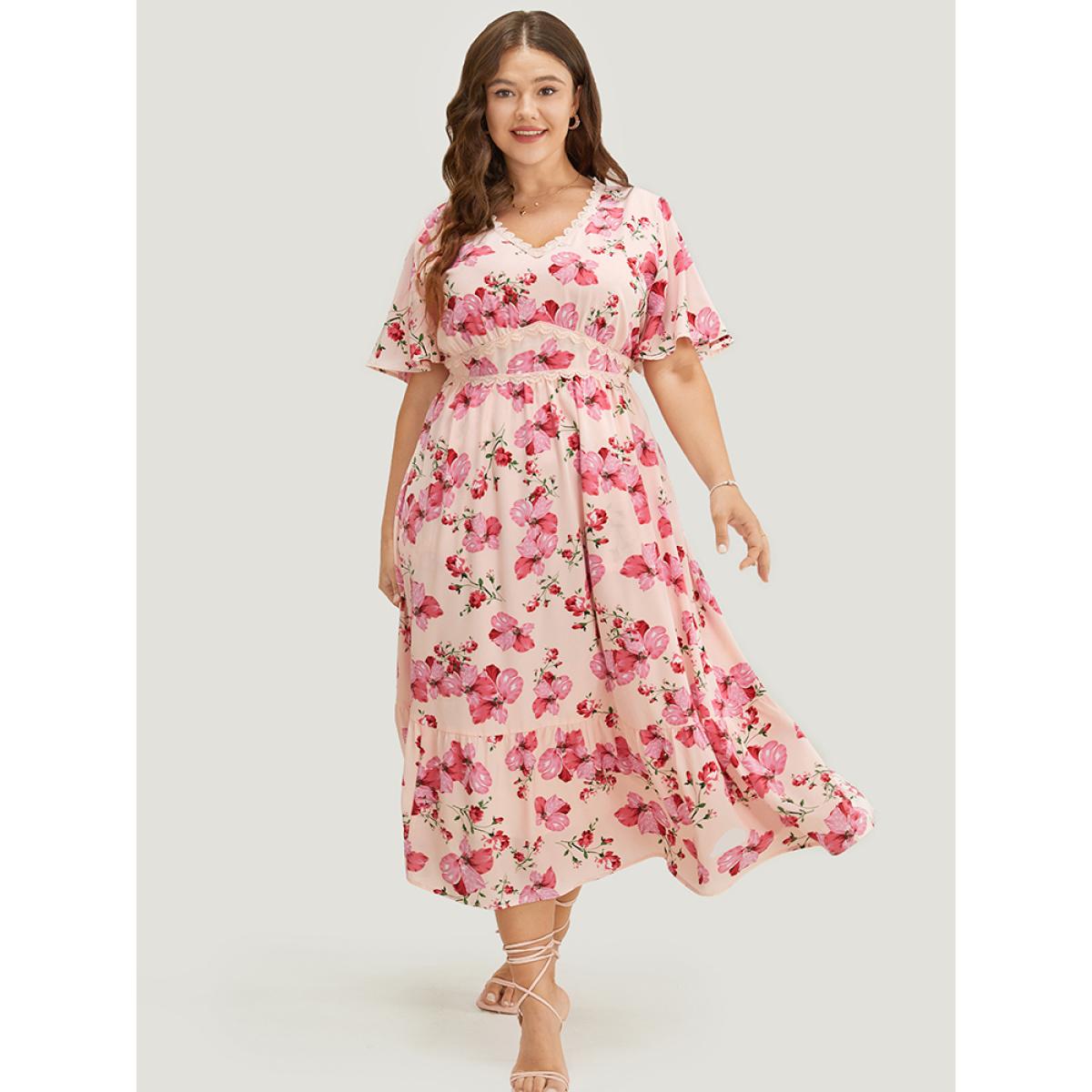 Plus Size Floral Print Lace Pocket Ruffle Hem Empire Waist Dress Pink Women Elegant Pocket V-neck Short sleeve Curvy Midi Dress BloomChic 14-16/1X Product Image