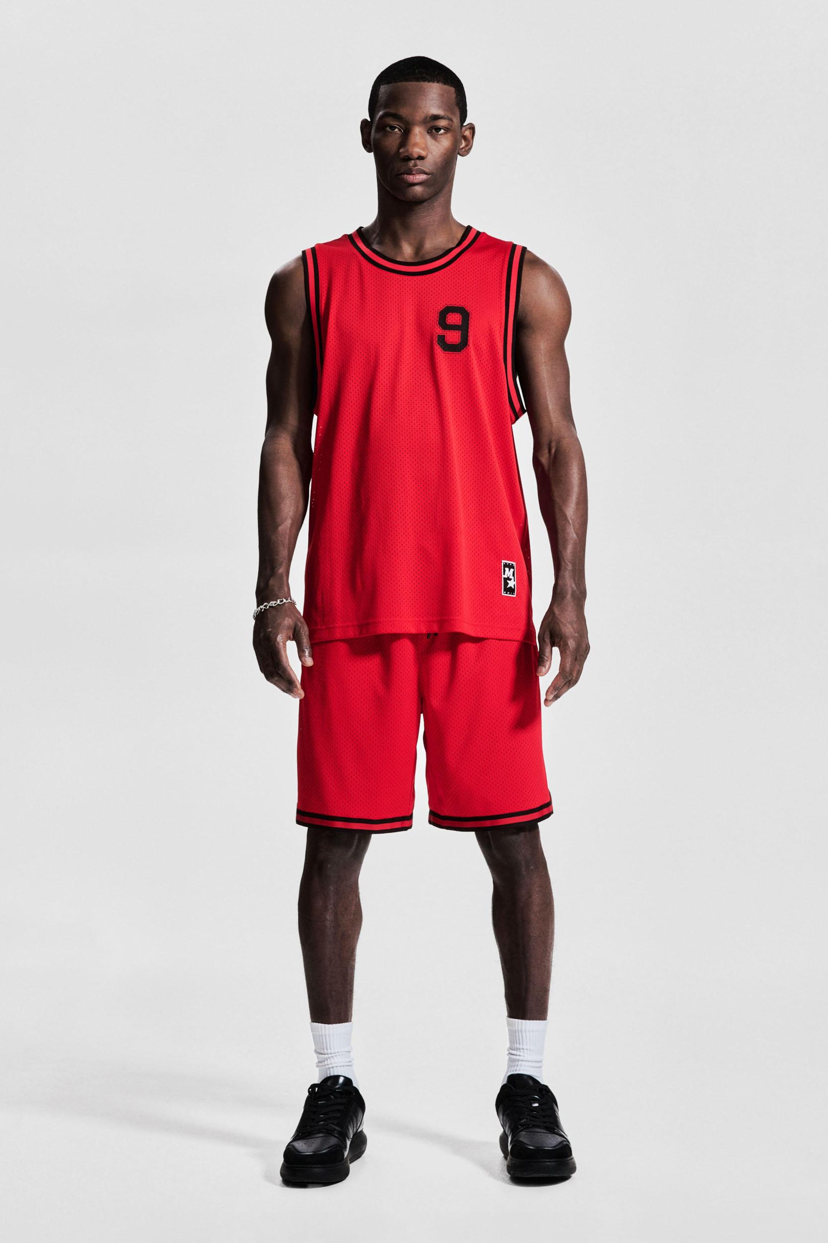 Loose-Fit Basketball Shorts with DryMove™ Product Image