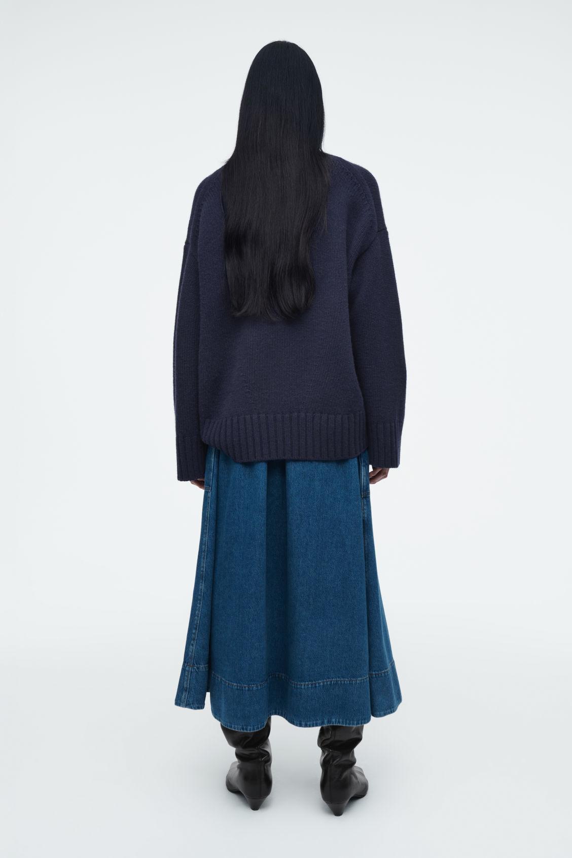 ELASTICATED DENIM MIDI SKIRT Product Image