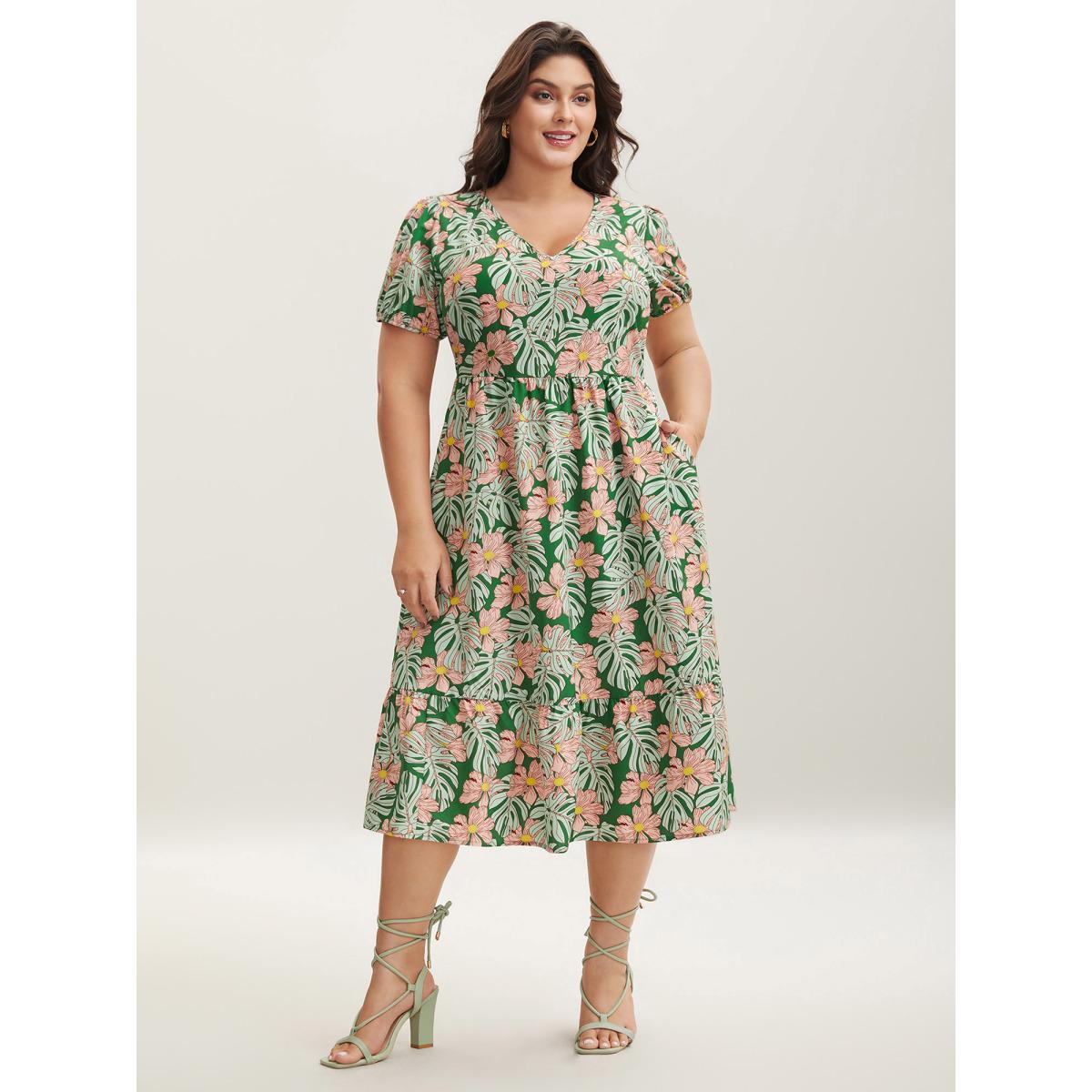 Plus Size Spring Things Printed Pockets Midi Dress Truegreen Women V-neck Short sleeve Curvy BloomChic 30/6X Product Image