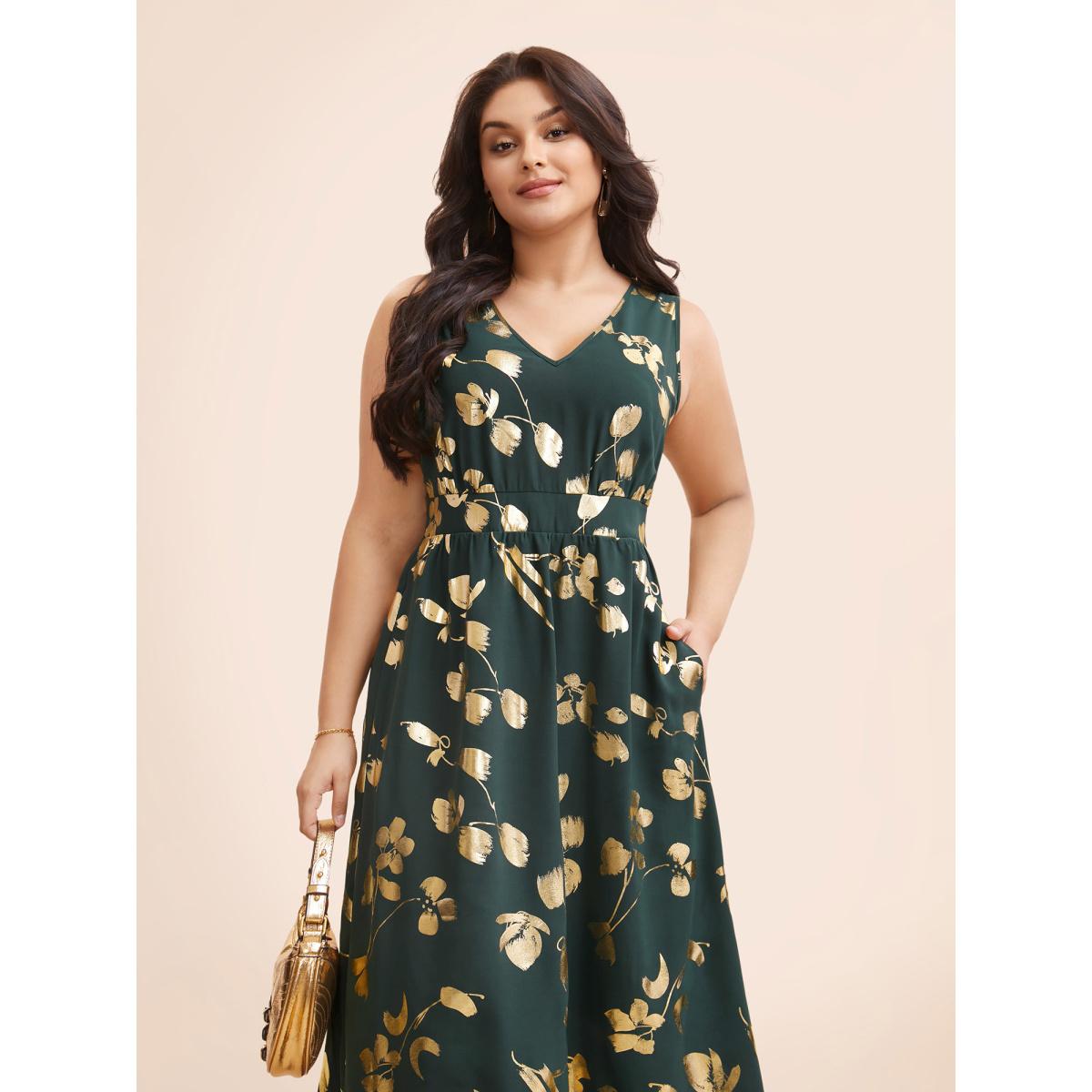 Plus Size Glitter Floral Sleeveless Maxi Dress DarkGreen Women Cocktail Texture V-neck Sleeveless Curvy BloomChic 22-24/3X Product Image