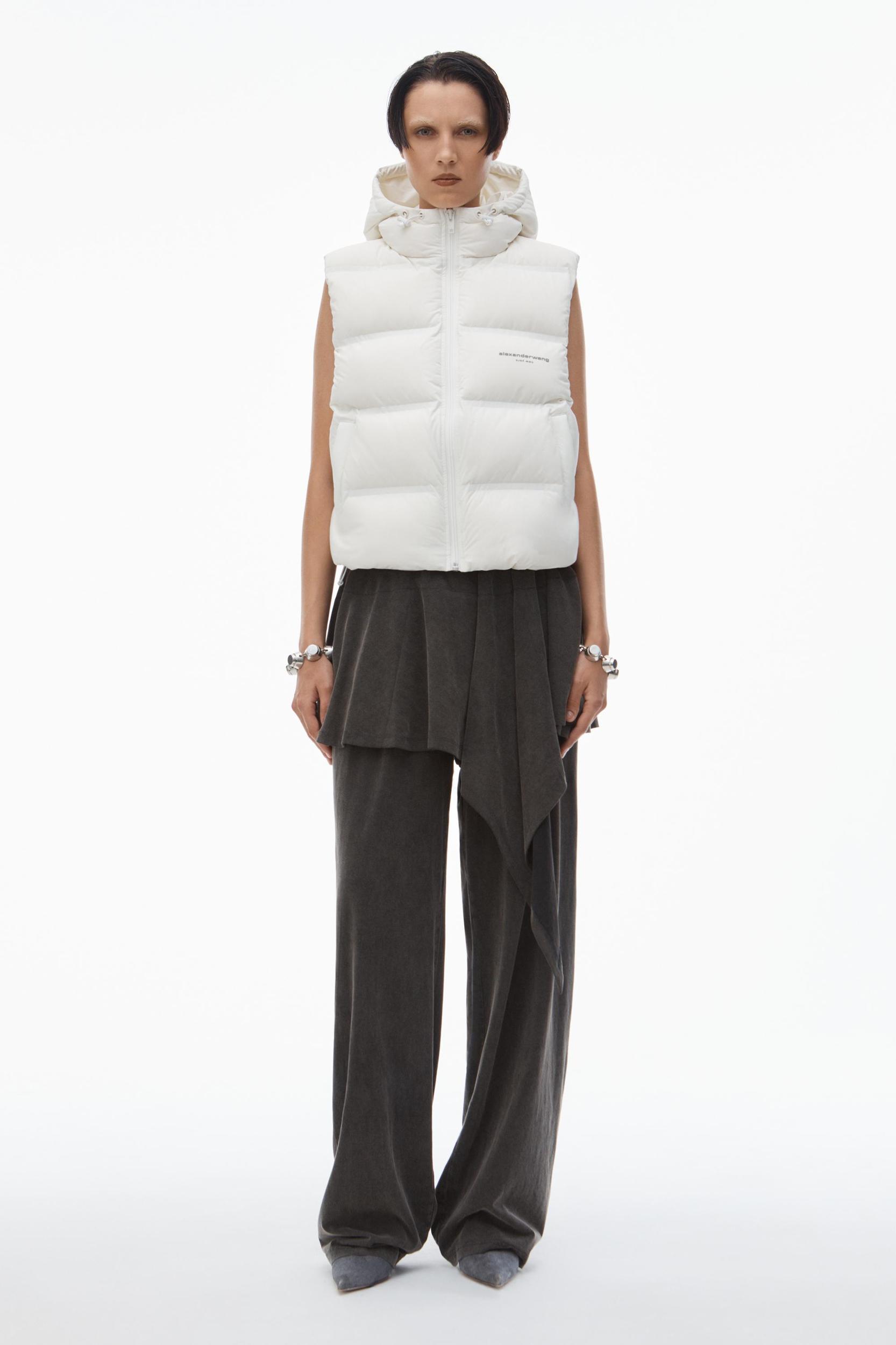 Cropped Hooded Puffer Vest With Reflective Logo Product Image