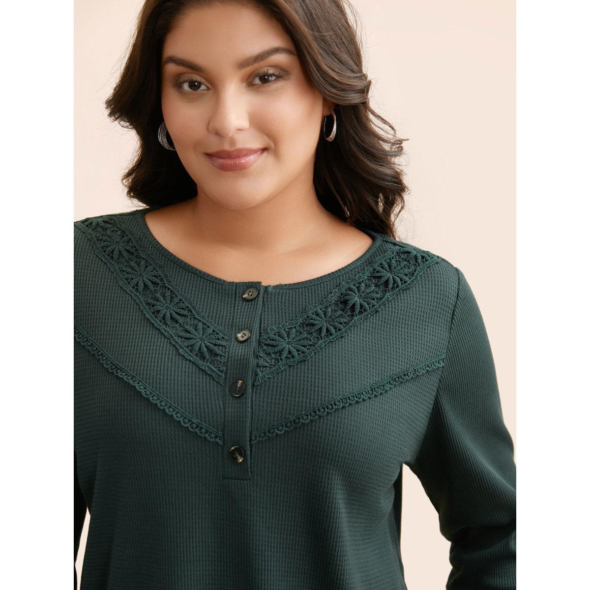 Plus Size Solid Waffle Knit Lace Trim T-shirt DarkGreen Women Casual Woven ribbon&lace trim Round Neck Everyday T-shirts BloomChic 14-16/1X Product Image