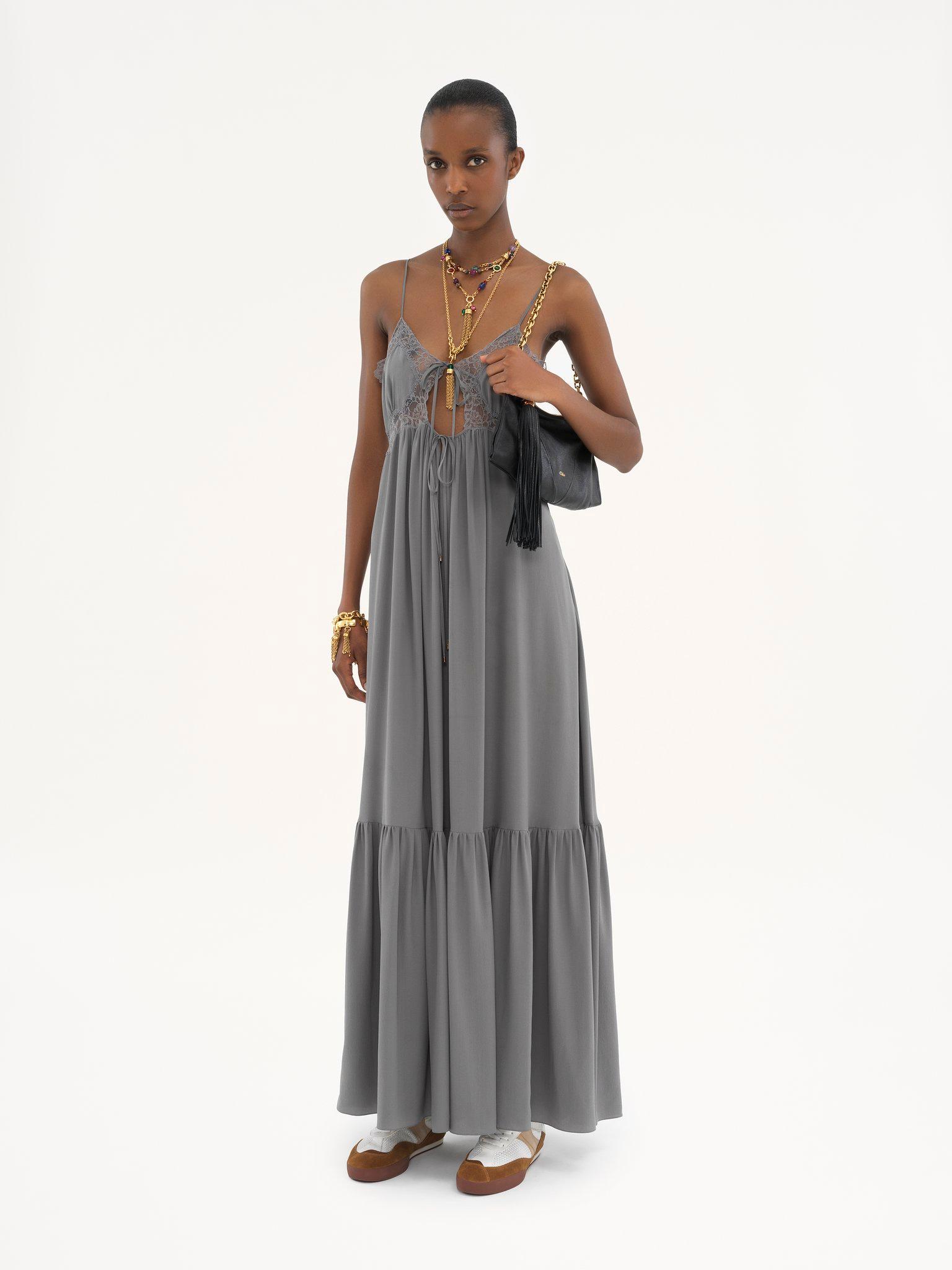 Small Chloé Foulard shoulder bag in grained leather Product Image