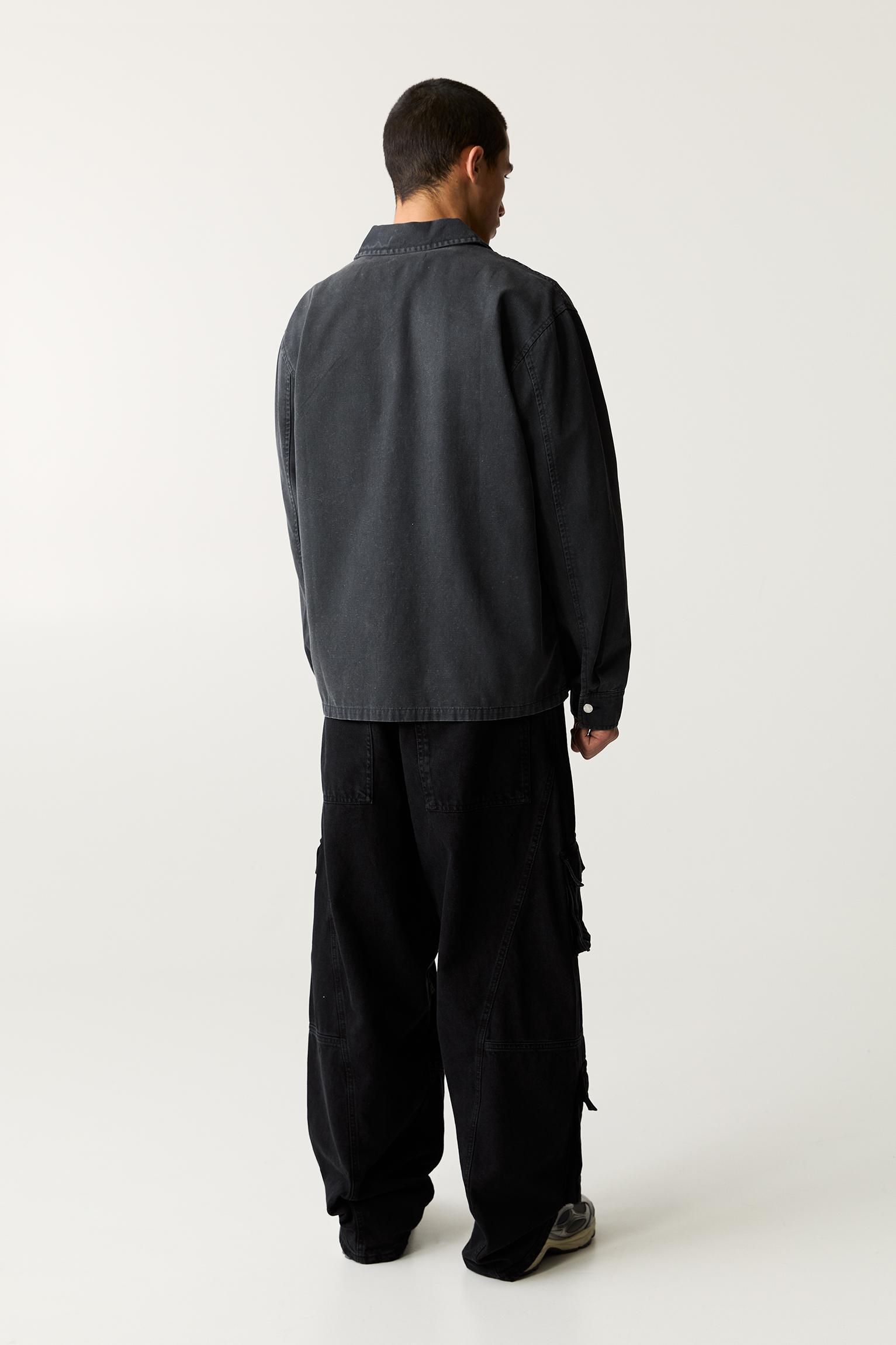 Shirt with front pockets Product Image