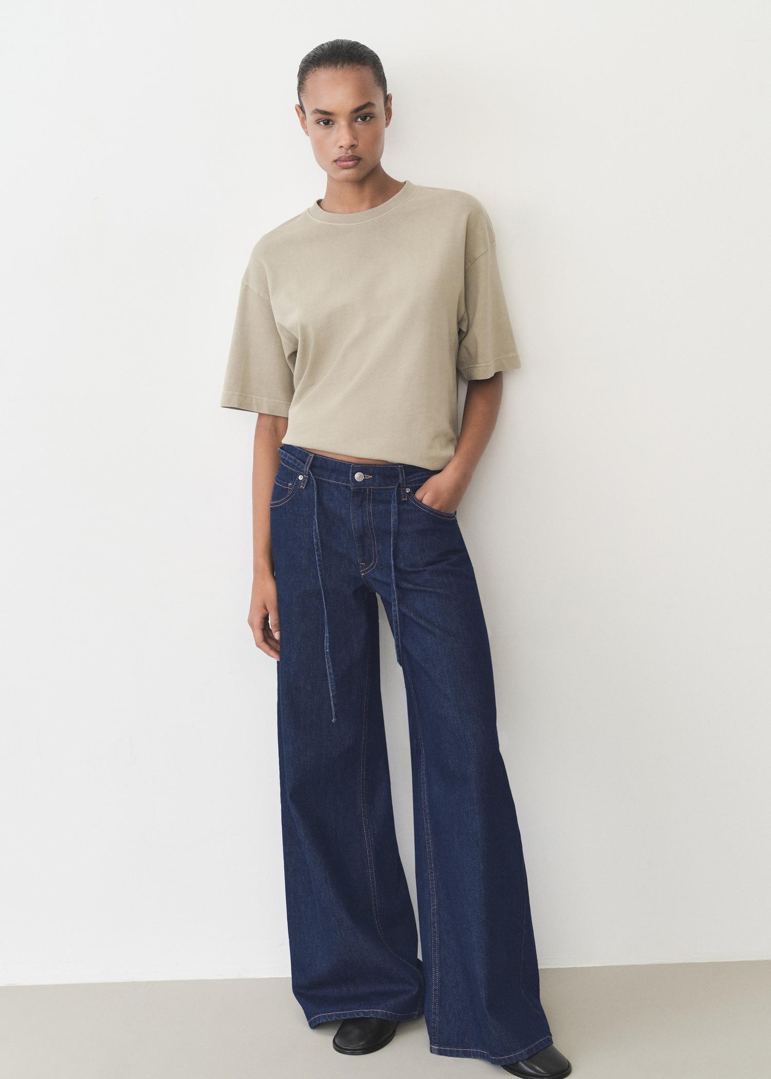 Low-rise wideleg jeans with belt - Women | MANGO USA Product Image