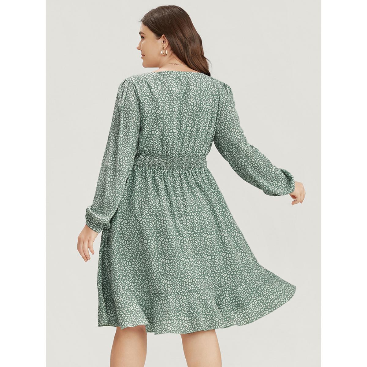 Plus Size Leopard Print Lantern Sleeve Shirred Pocket Flutter Knee Dress Green Women Elegant Elastic Waist Round Neck Long Sleeve Curvy Knee Dress BloomChic 26/4X Product Image