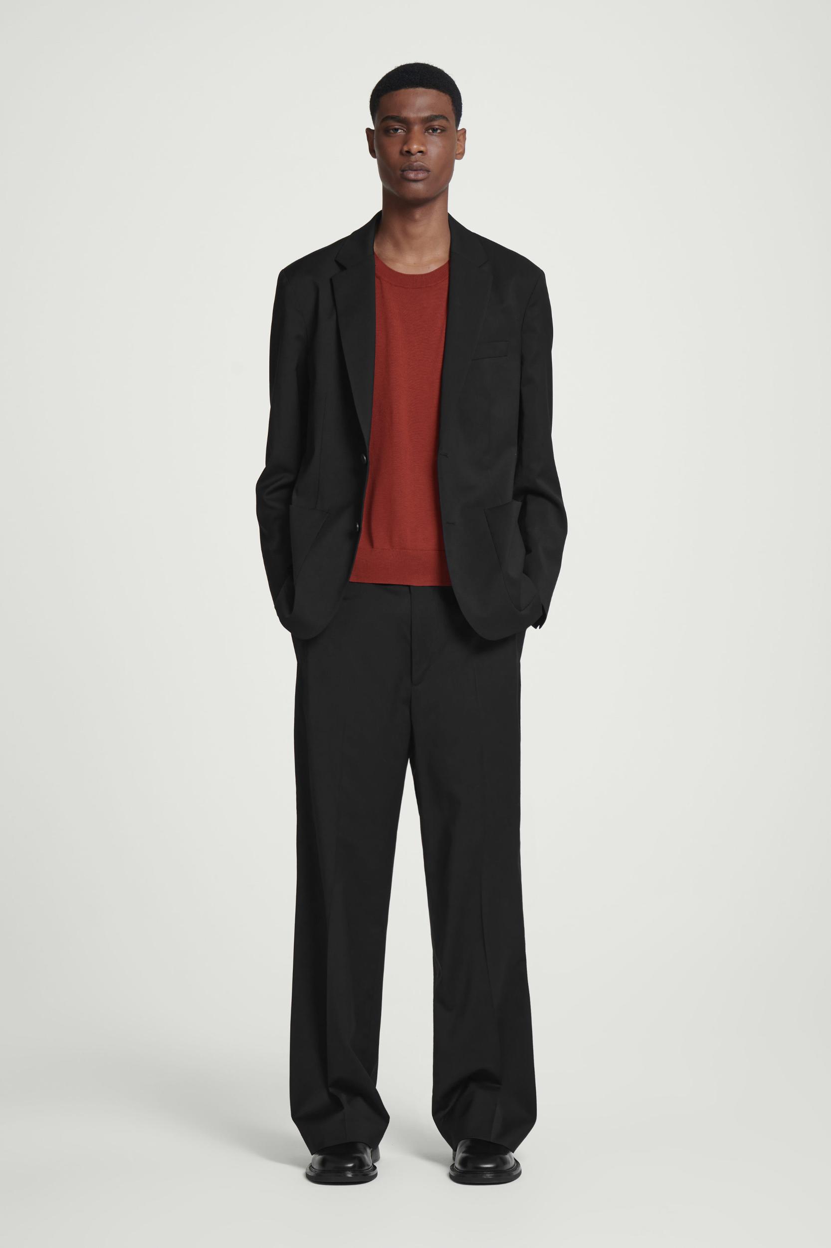 RELAXED KNITTED SILK VEST Product Image