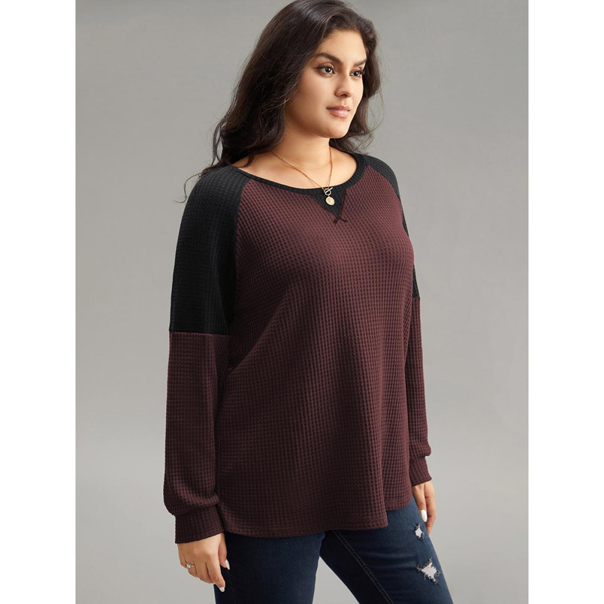 Plus Size Waffle Knit Contrast Patchwork T-shirt Burgundy Women Casual Contrast Plain Round Neck Everyday T-shirts BloomChic 26/4X Product Image
