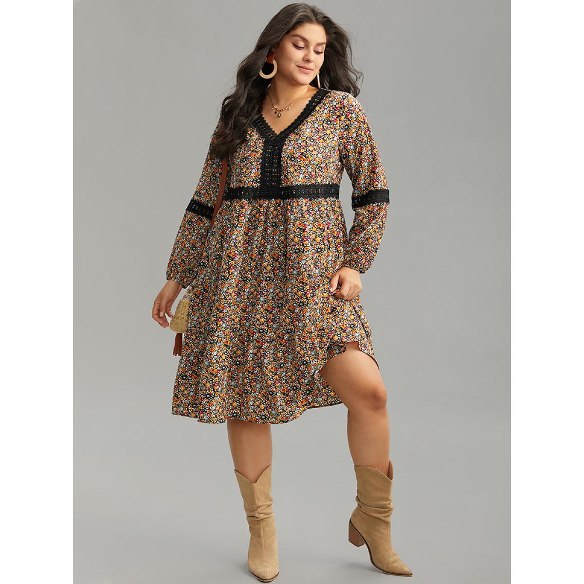 Plus Size Ditsy Floral Lace Panel Lantern Sleeve Dress Multicolor Women Vacation Elastic cuffs V-neck Long Sleeve Curvy Midi Dress BloomChic 22-24/3X Product Image
