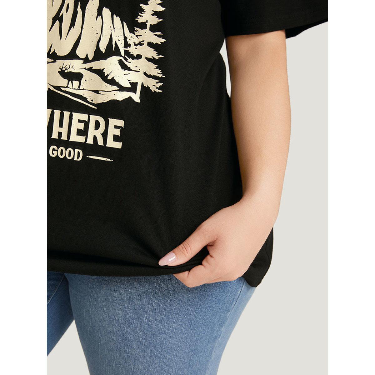 Plus Size Landscape & Letter Print V Neck T-shirt Black Women Casual Printed Landscape Dailywear T-shirts BloomChic 30/6X Product Image
