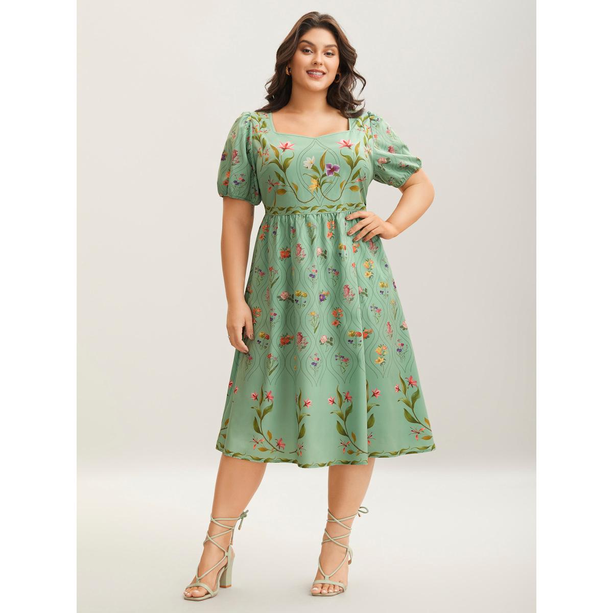 Plus Size Garden Print Pockets Puff Sleeve Midi Dress Greenbean Women Heart neckline Short sleeve Curvy BloomChic 26/4X Product Image
