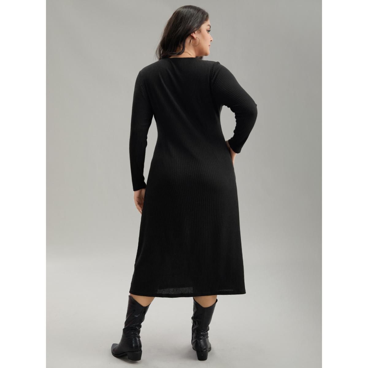 Plus Size Two Tone Patchwork V Neck Dress Burgundy Women Casual Patchwork V-neck Long Sleeve Curvy Midi Dress BloomChic 22-24/3X Product Image