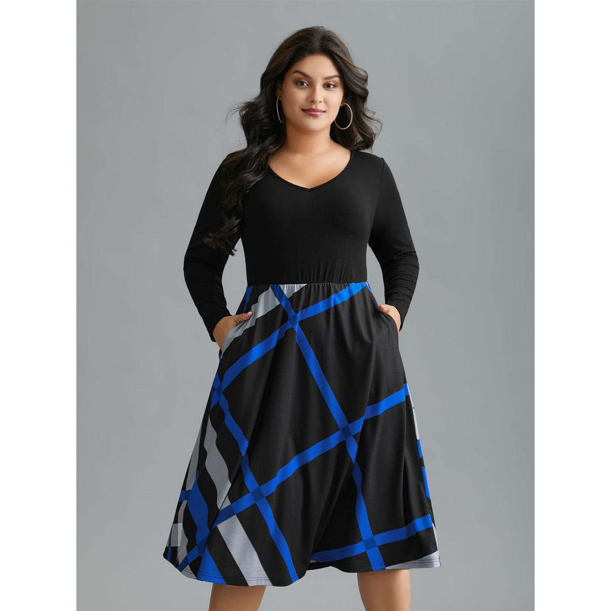 Plus Size Crew Neck Colorblock Contrast Striped Pocket Dress Black Women Casual Patchwork Knit Dresses Bloomchic 28/5X Product Image