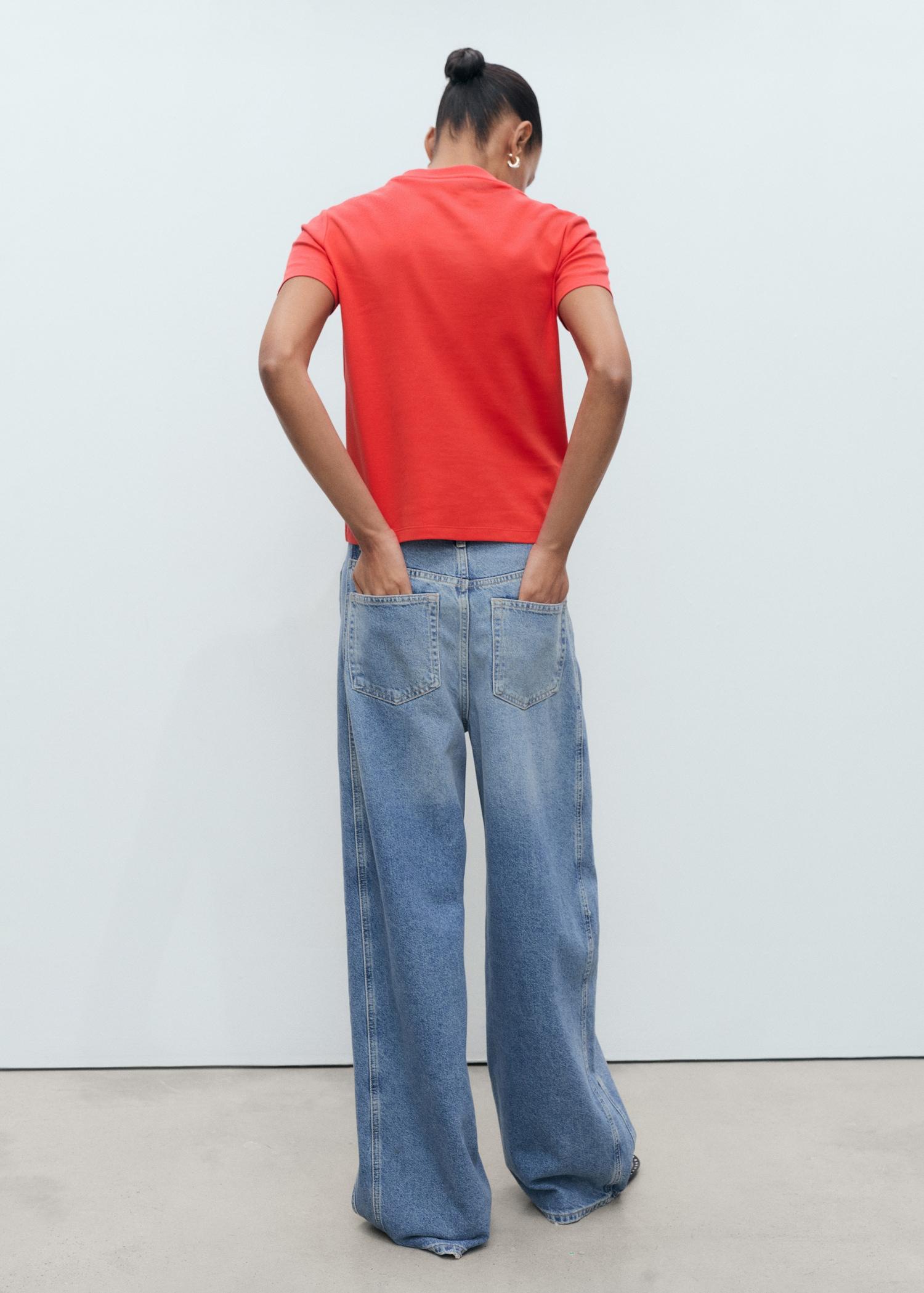 V-neck cotton T-shirt - Women | MANGO USA Product Image