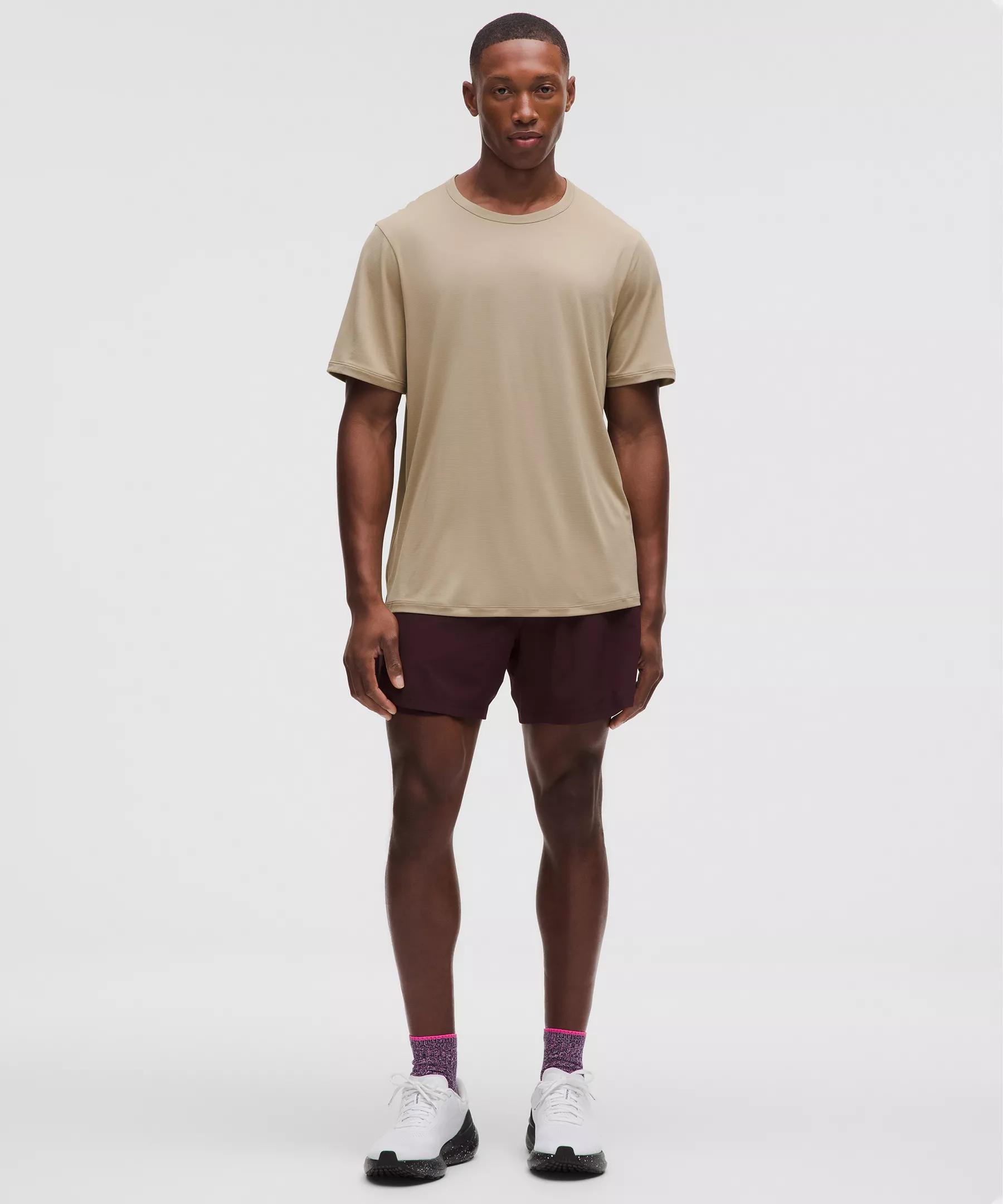 Mile Maker Run Crew Lightweight Short-Sleeve Shirt Product Image