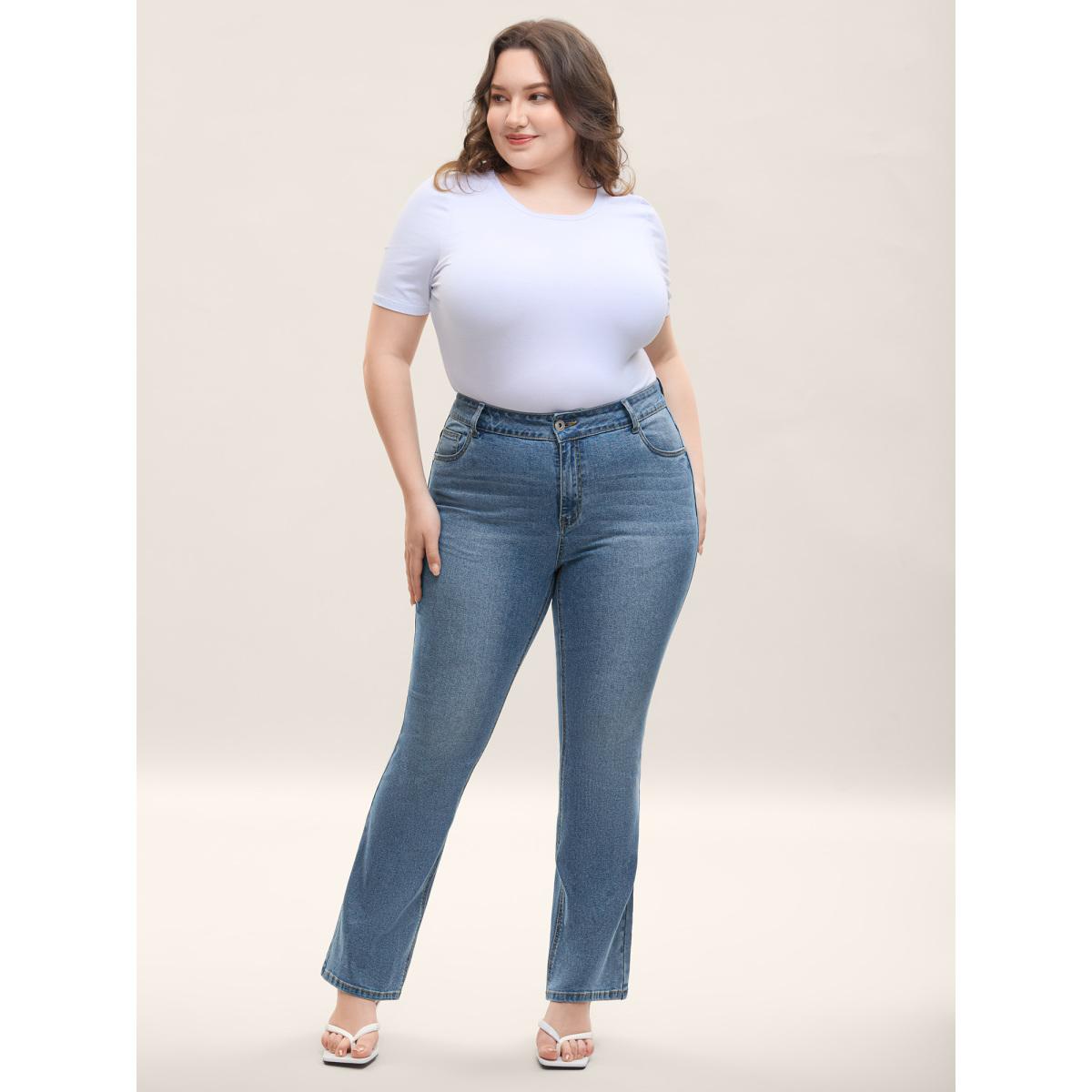 Plus Size Classic Bootcut Mid-Rise Jeans Women Bluevintage Medium stretch Slanted pocket Jeans BloomChic 24/3X Product Image