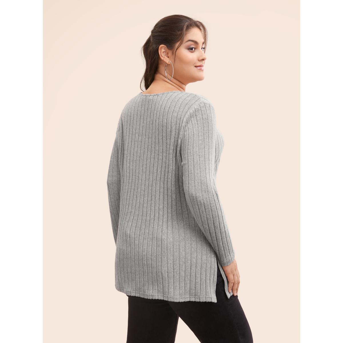 Plus Size Plain Textured Pit Strip Split Hem T-shirt LightGray Women Casual Texture V-neck Everyday T-shirts BloomChic 26/4X Product Image