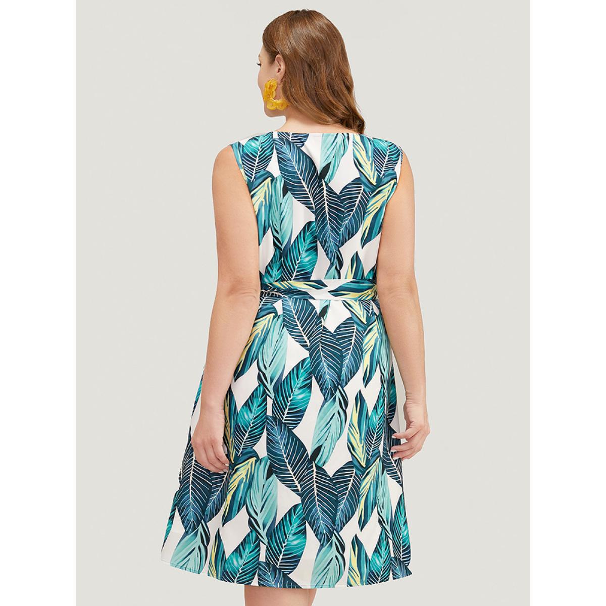 Plus Size Tropical Print Pocket Belted Tank Dress Emerald Women Vacation Cross straps Round Neck Sleeveless Curvy Knee Dress BloomChic 10/M Product Image