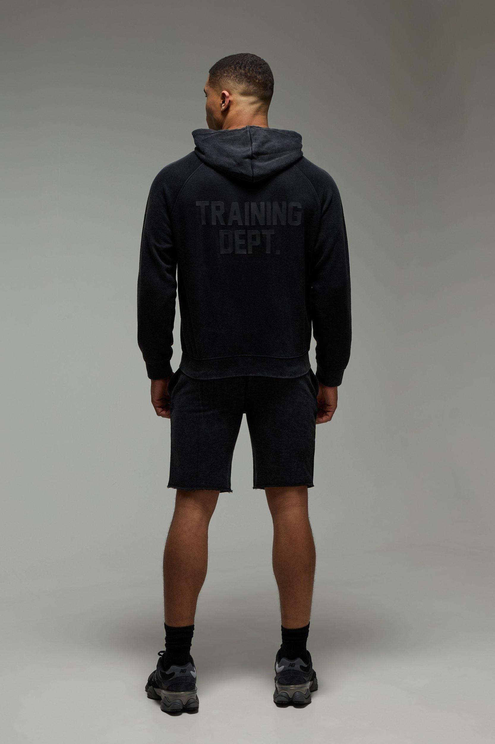 Man Active Training Dept Washed 9inch Short | boohooMAN USA Product Image