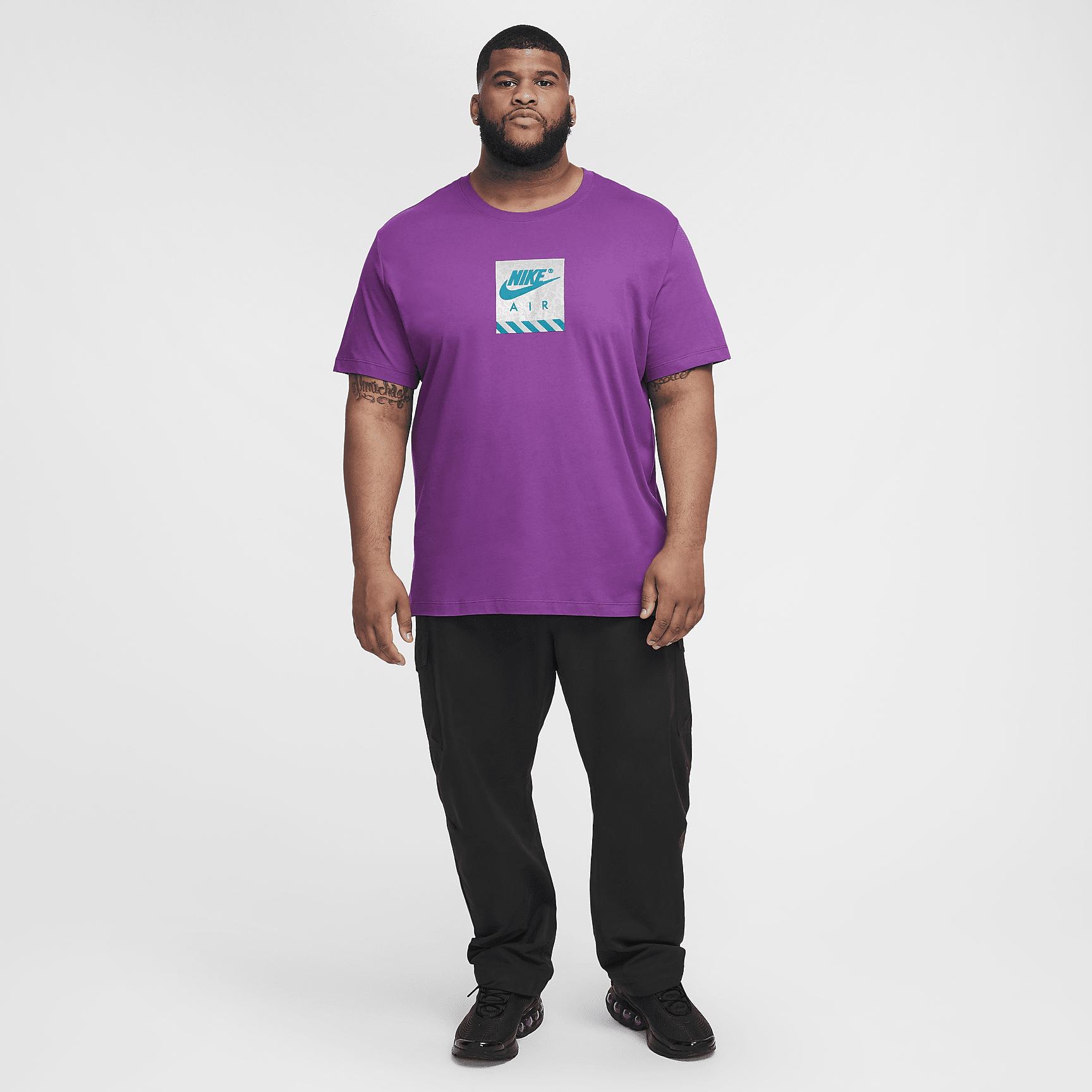 Nike Sportswear T-Shirt Product Image