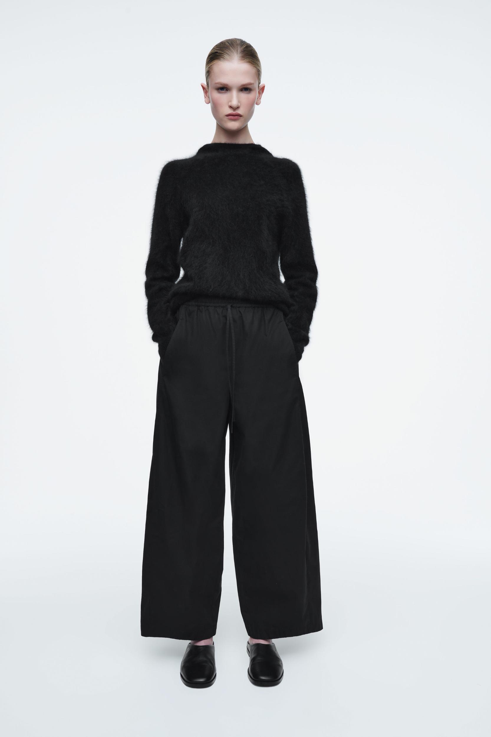 PURE BRUSHED-CASHMERE HOODIE Product Image