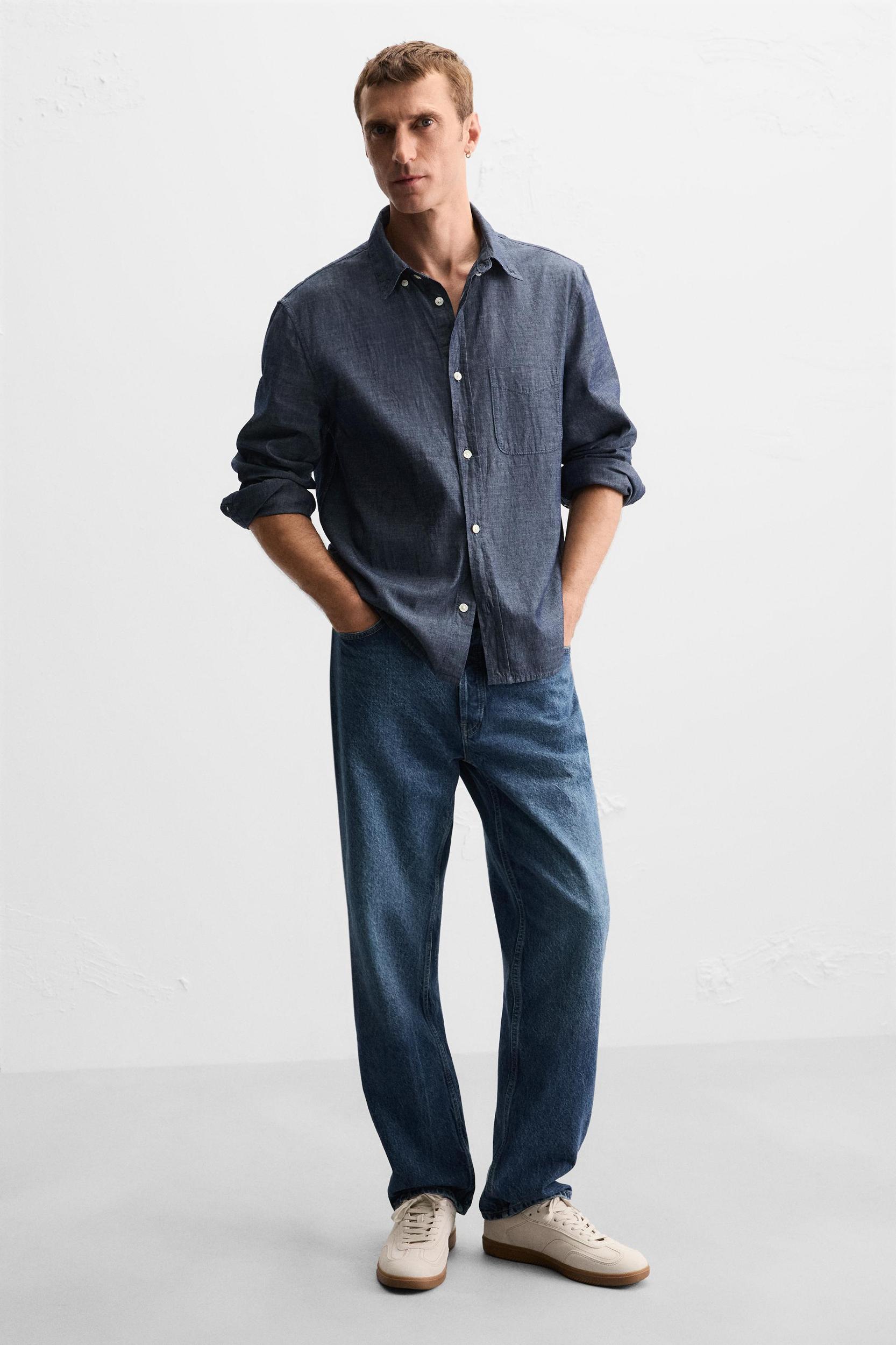 LEATHER CONTRAST SOLE SNEAKERS Product Image