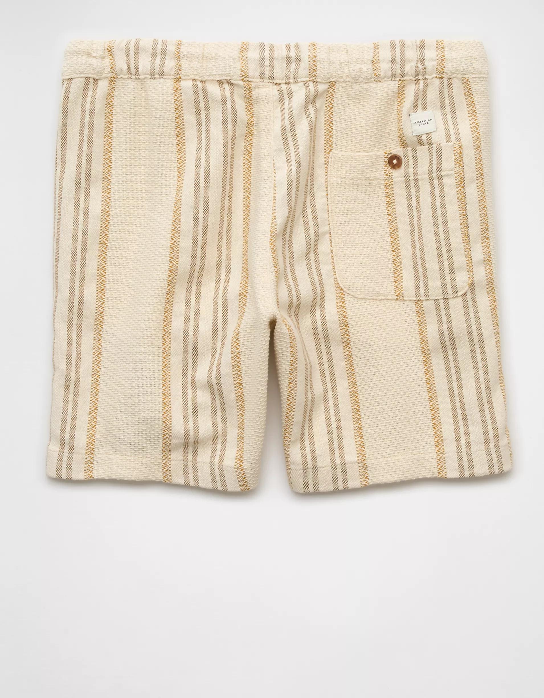 AE 7" Lived-In Trekker Short Product Image